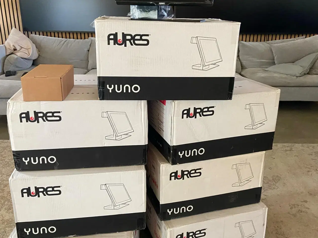 Billede 1 - Aures Yuno touchscreen skærm 15" sort