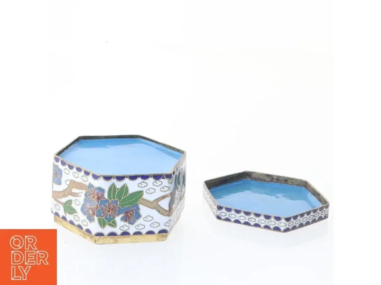 Billede 2 - Keramisk smykkeskrin med låg (str. 6,5 x 6 x 4 cm)