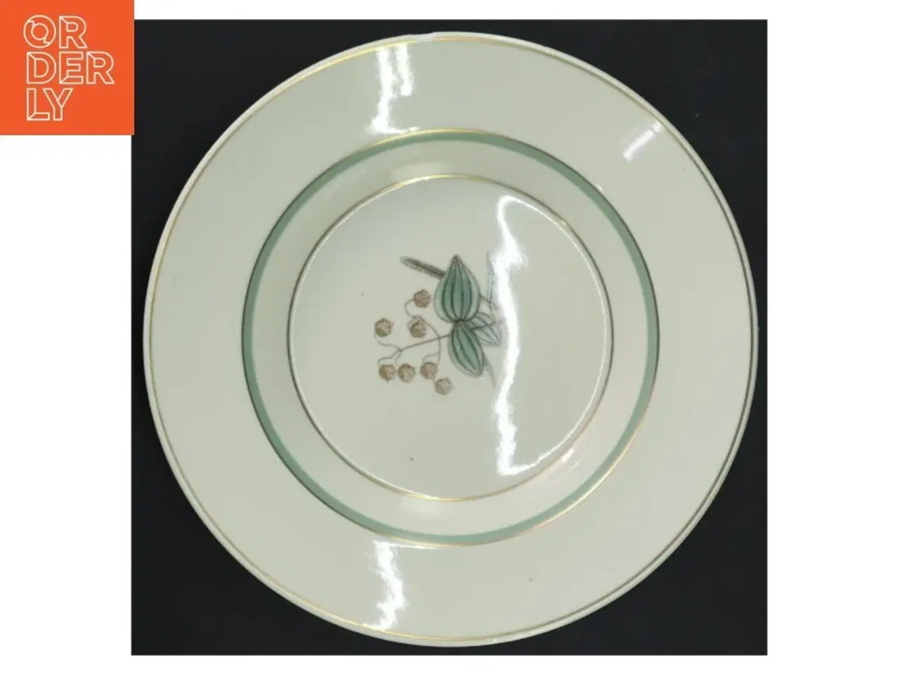 Billede 6 - Hjertegræs Porcelænstallerken med blomstermotiv fra Royal Copenhagen (str. 21,5 cm)