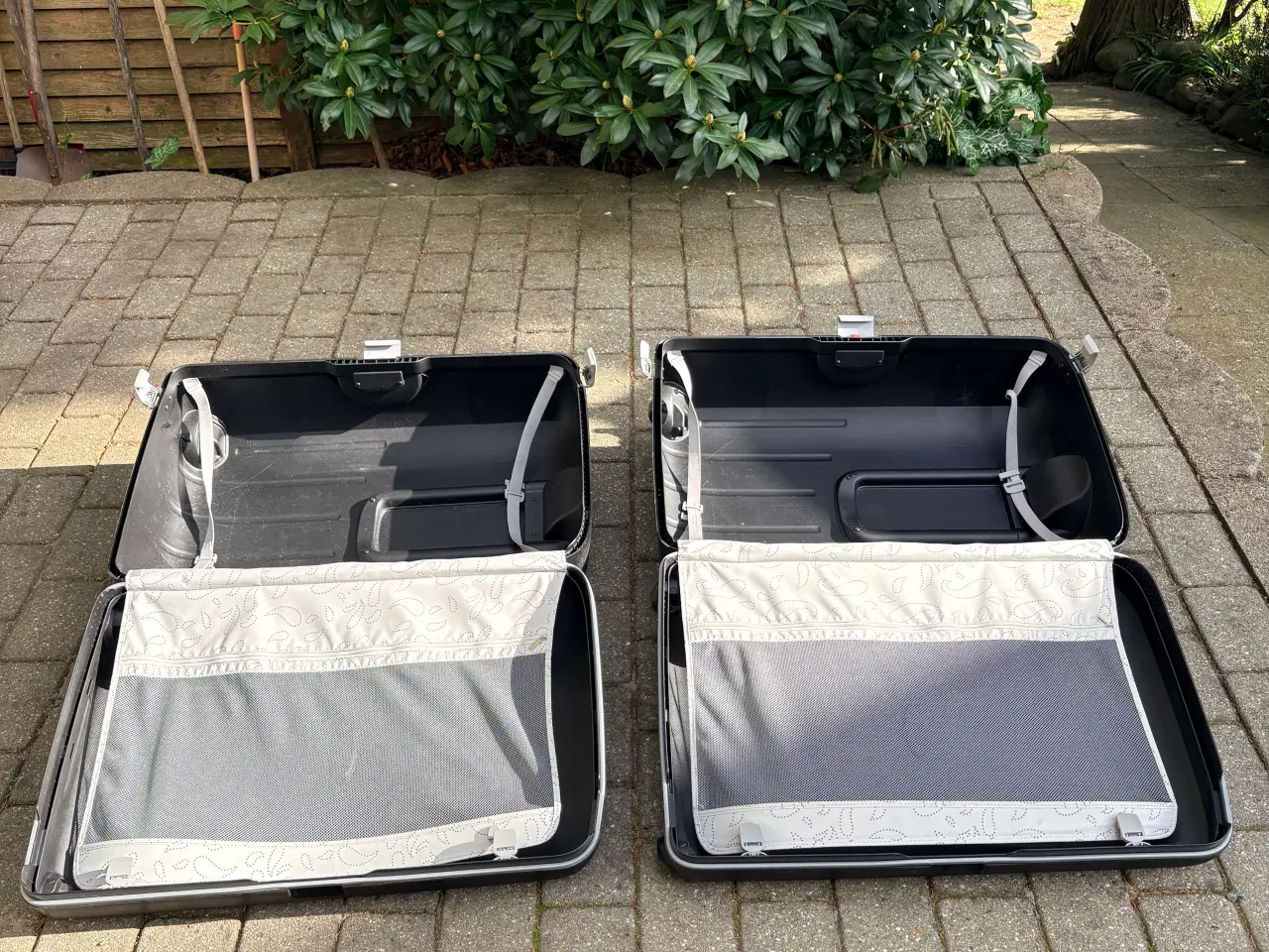 Billede 3 - 2 stk. Samsonite jumbo hård kuffert i plast, sort.