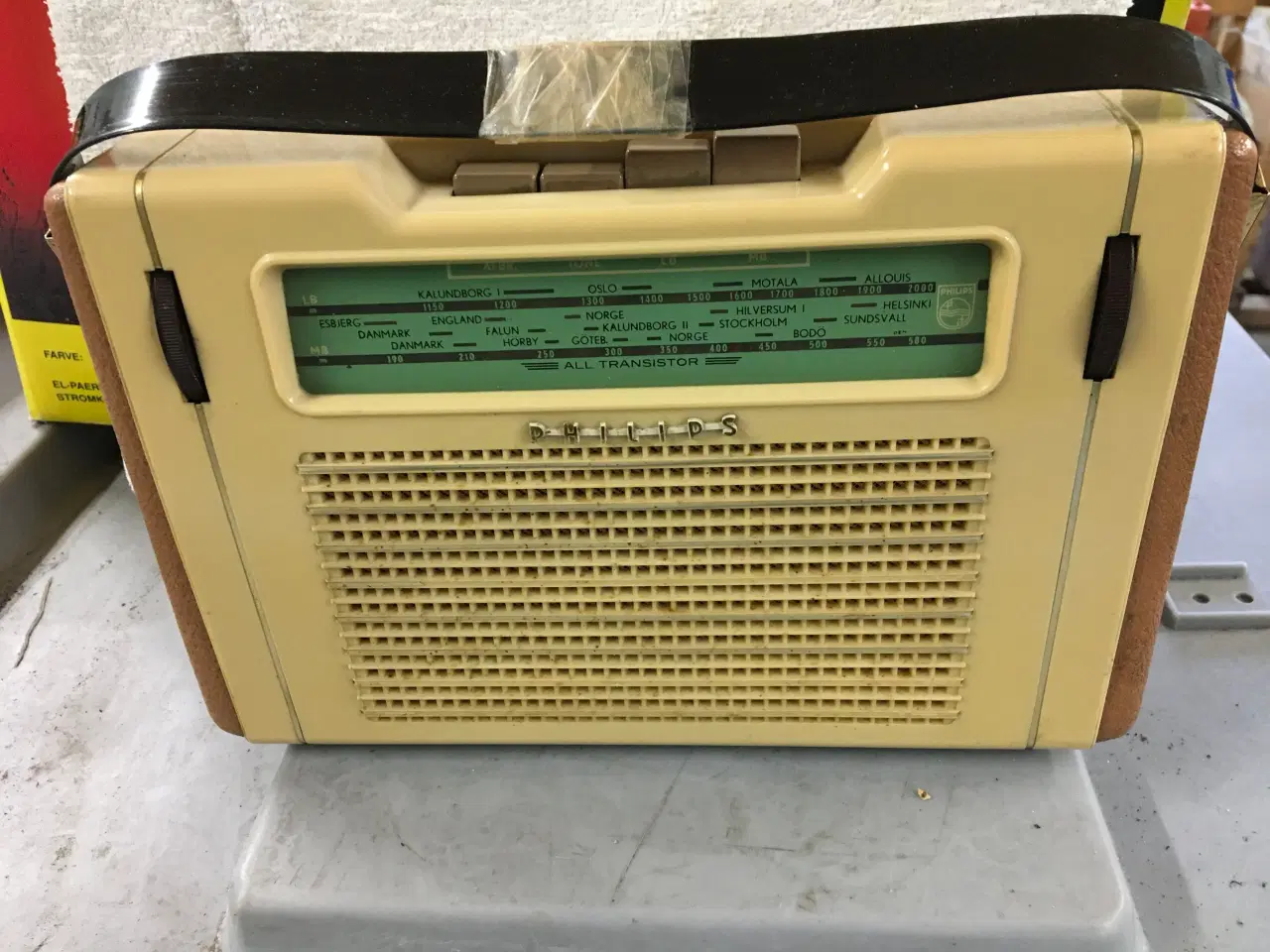Billede 2 - Gammel phillips radio 