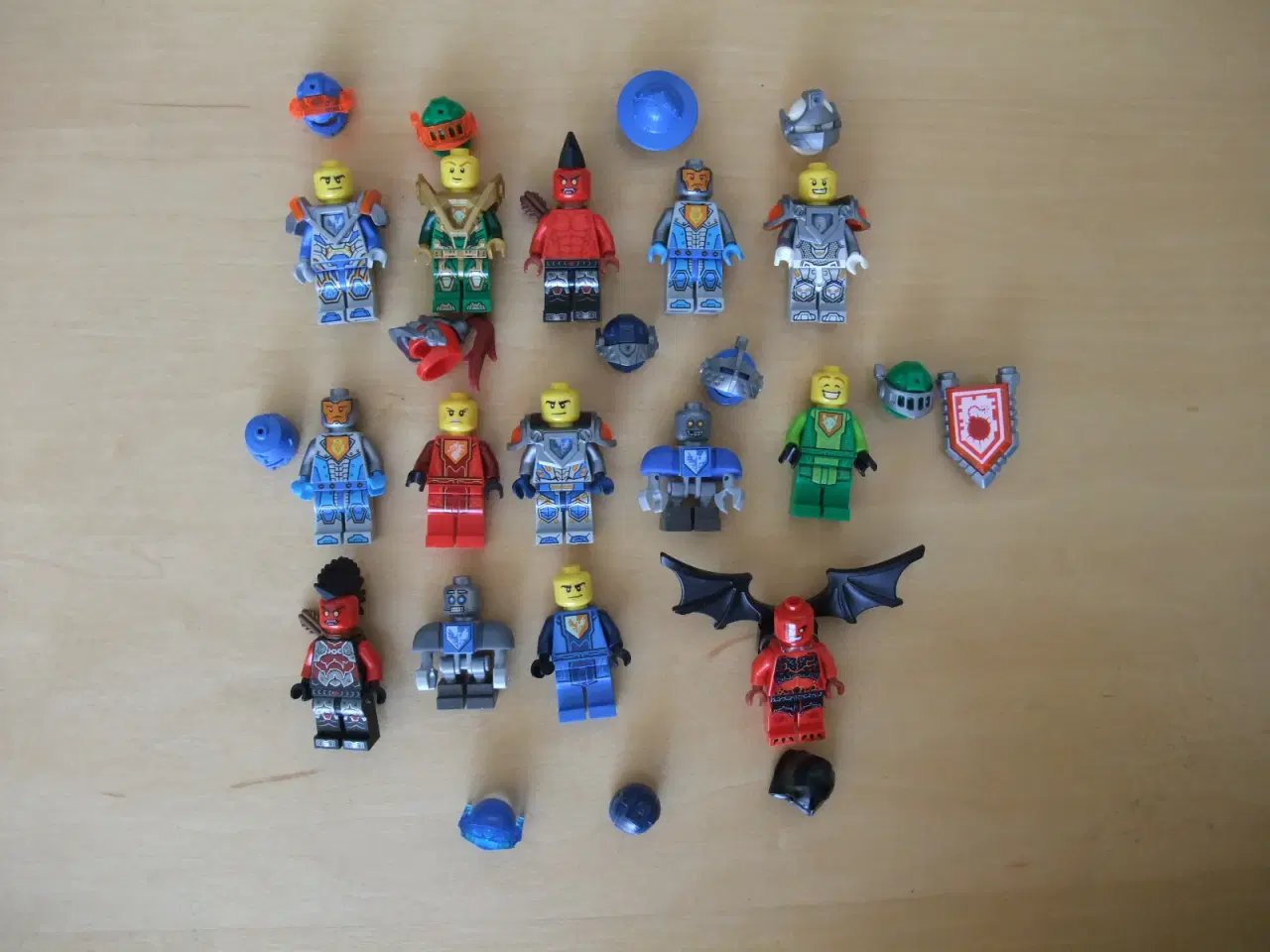 Billede 4 - Lego Nexo Knights Figurer