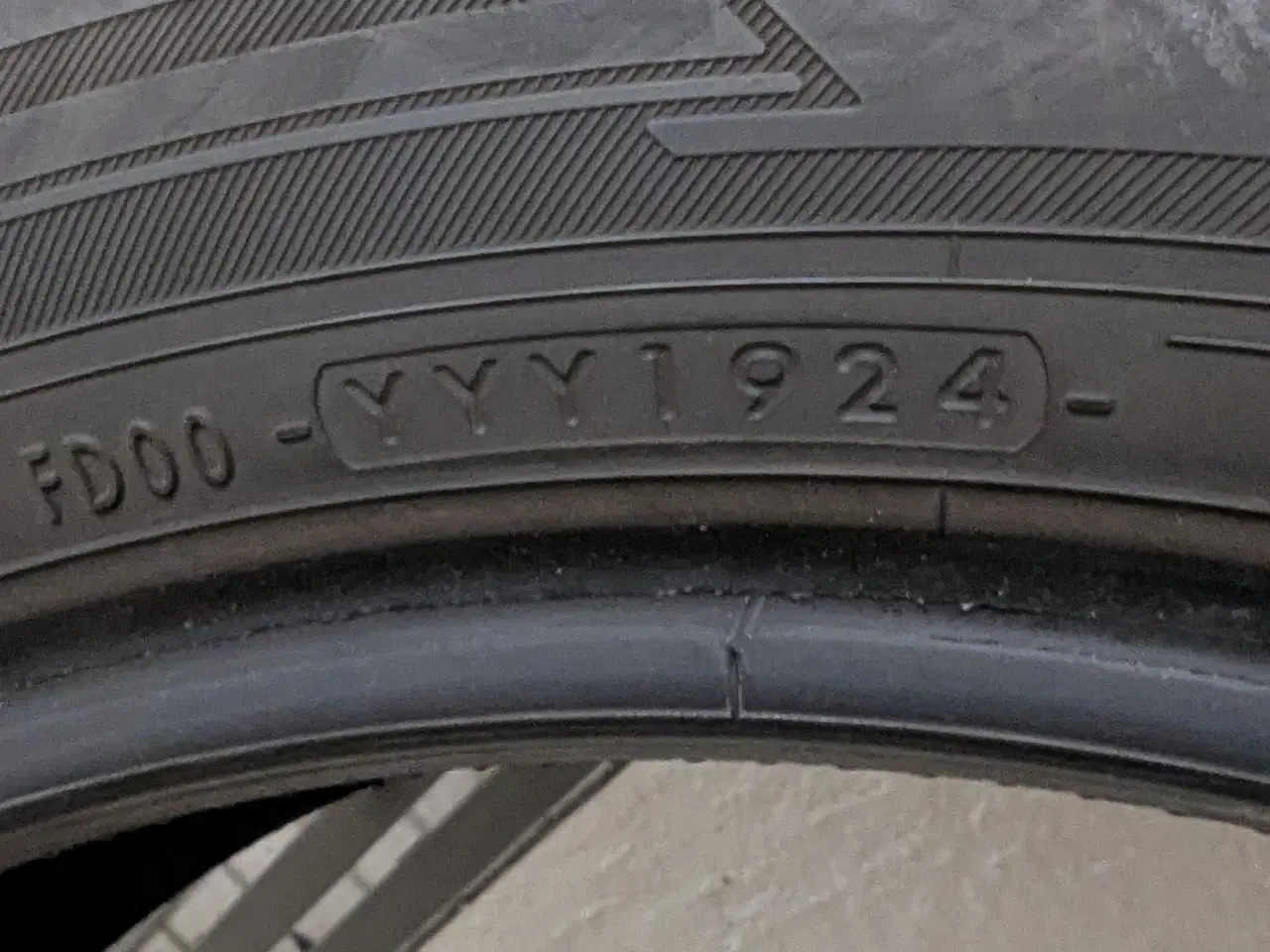 Billede 6 - Sommerdæk Yokohama 225/55 R18