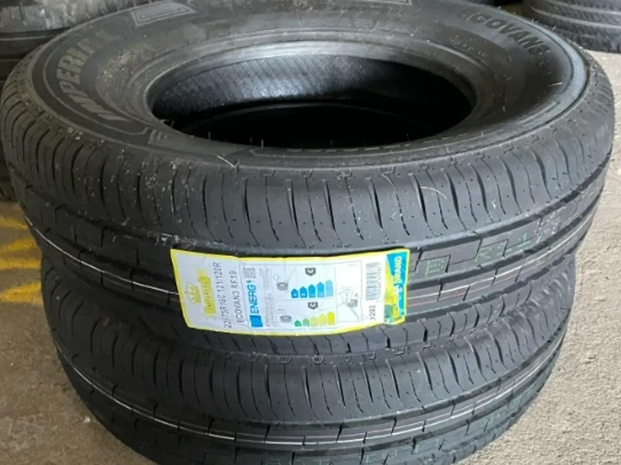 Billede 1 - 16 Imperial 225/75r16C Ref.s45 sommer