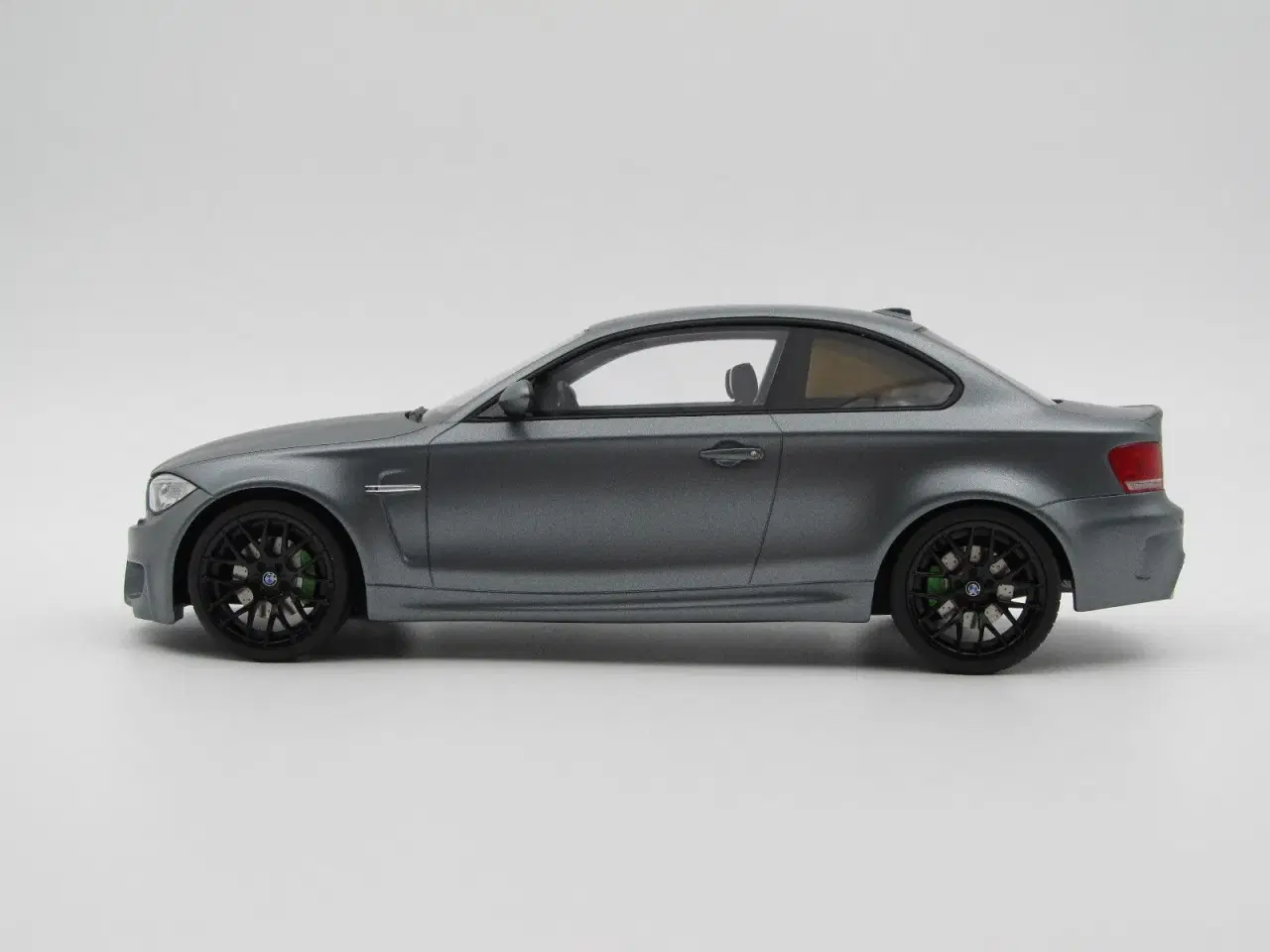 Billede 3 - 2011 BMW 1M Coupe 1:18  Type E82  