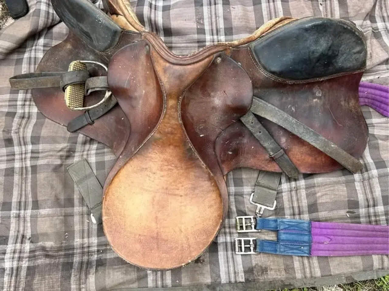 Billede 3 - Sadel 2 stk. , Underlad, Seletøj, udstyr, mm....