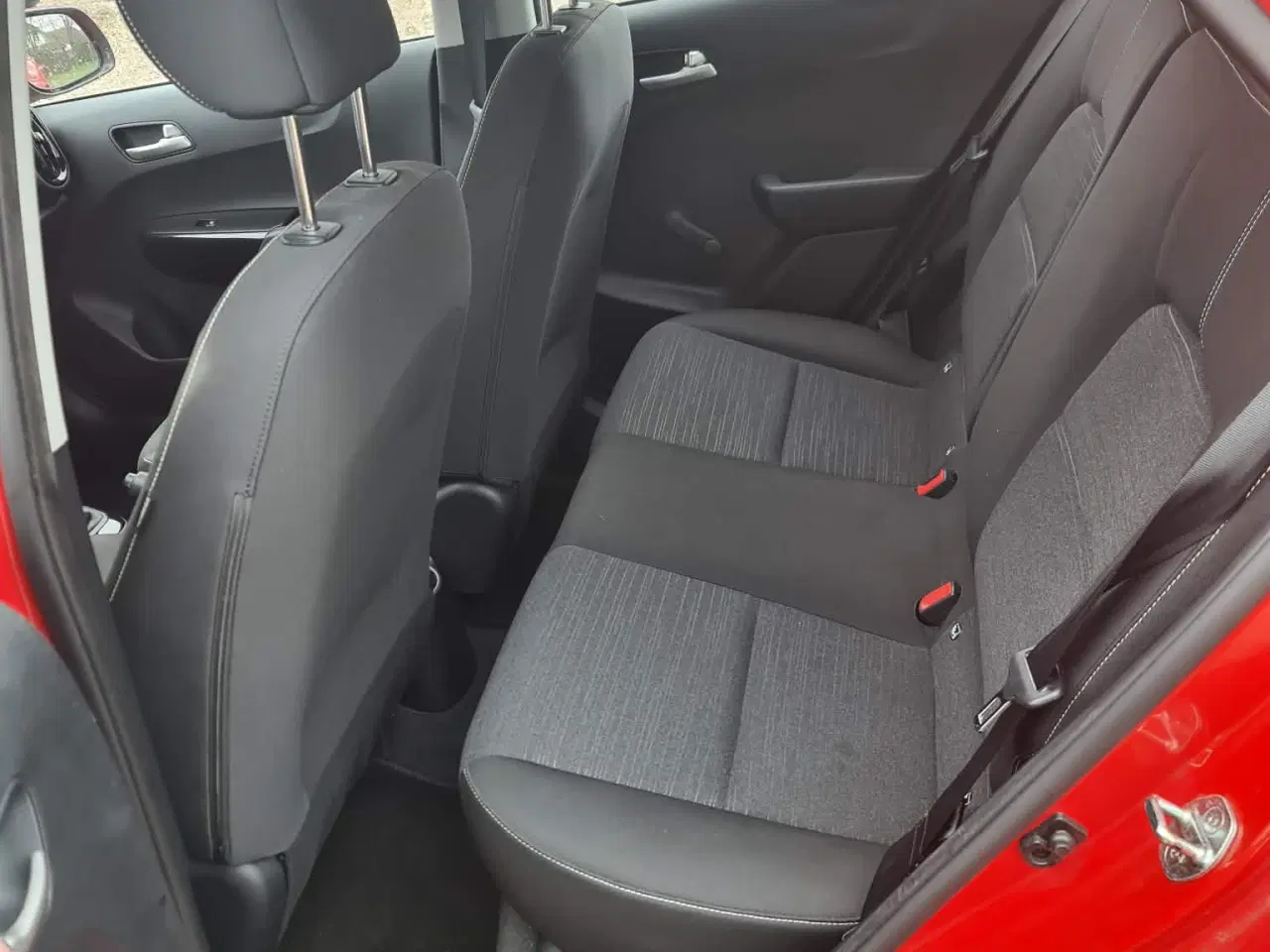 Billede 7 - Kia Picanto med lavs km tal