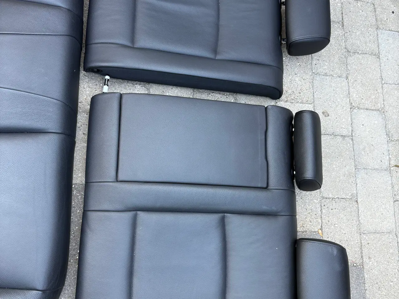 Billede 3 - Bmw f10 bagsæder sort læder god stand split