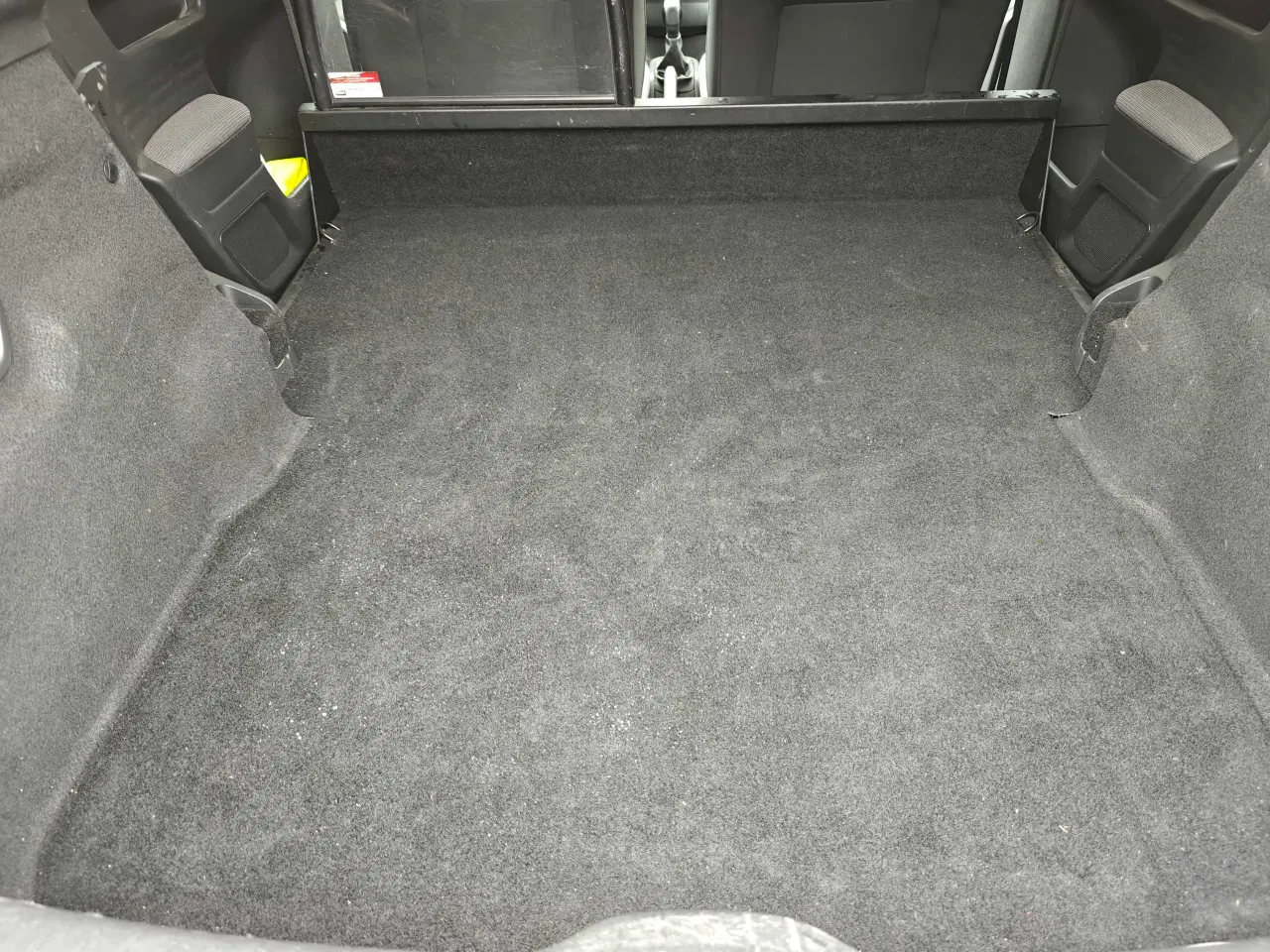 Billede 4 - C4 Catus moms betalt årg 2015   127000 km