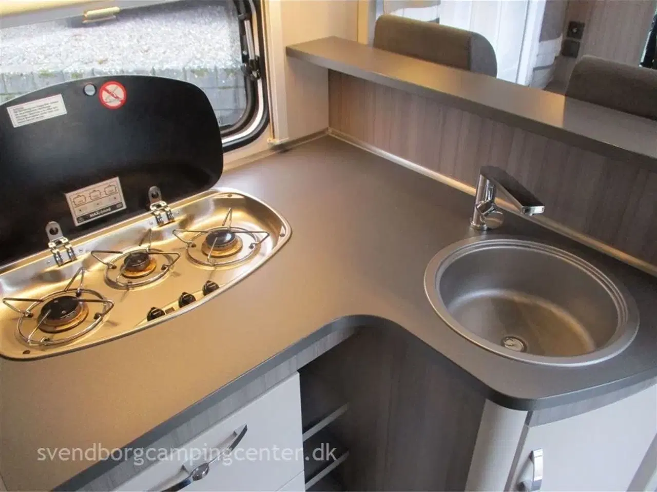 Billede 17 - 2022 - Hobby Optima On Tour T70 E Fremstår som en ny og med rigtig meget udstyr.