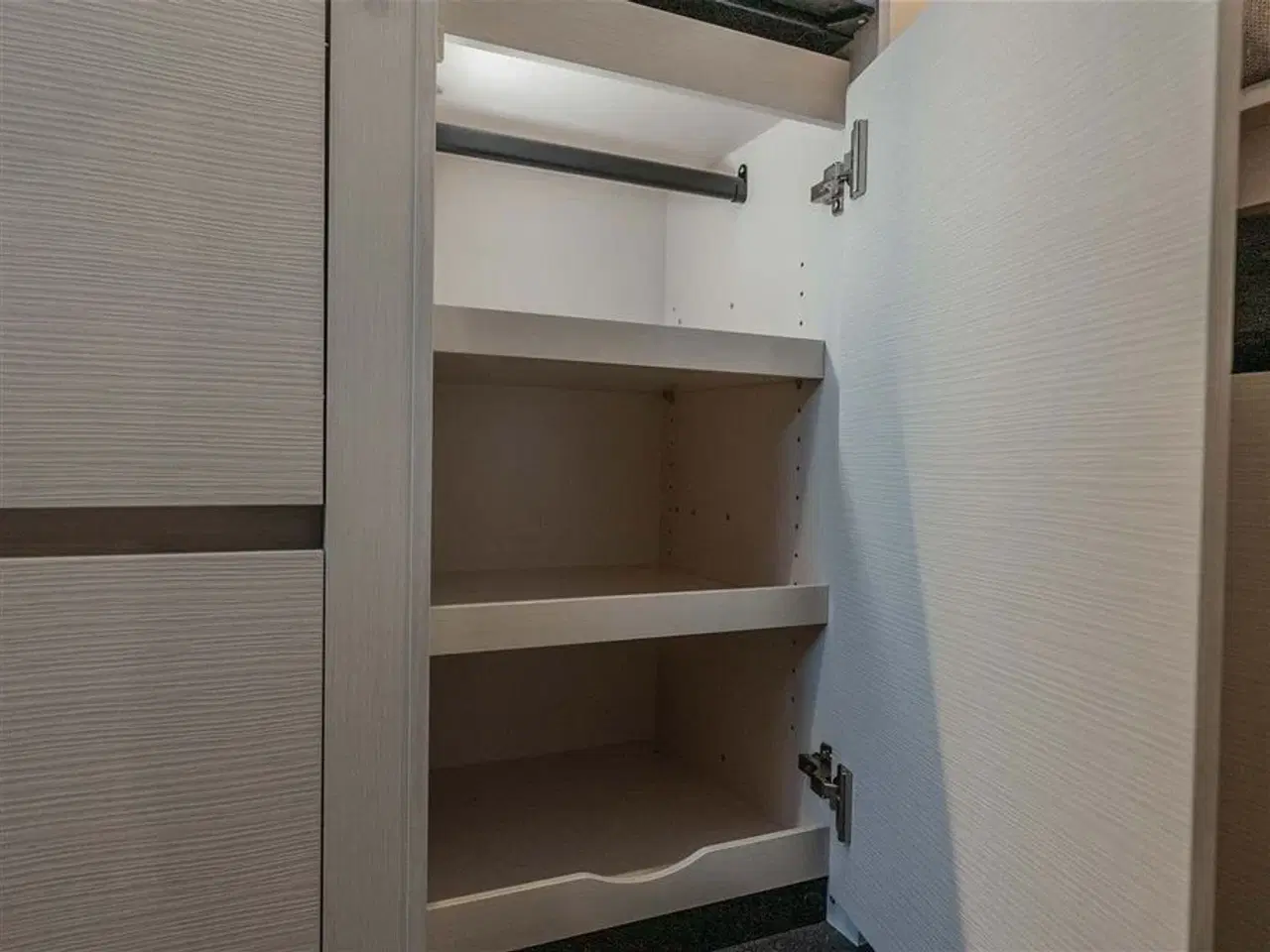 Billede 40 - 2026 - Tourne 6.0 Select aut. gear - Black - 180HK Tournes topmodel