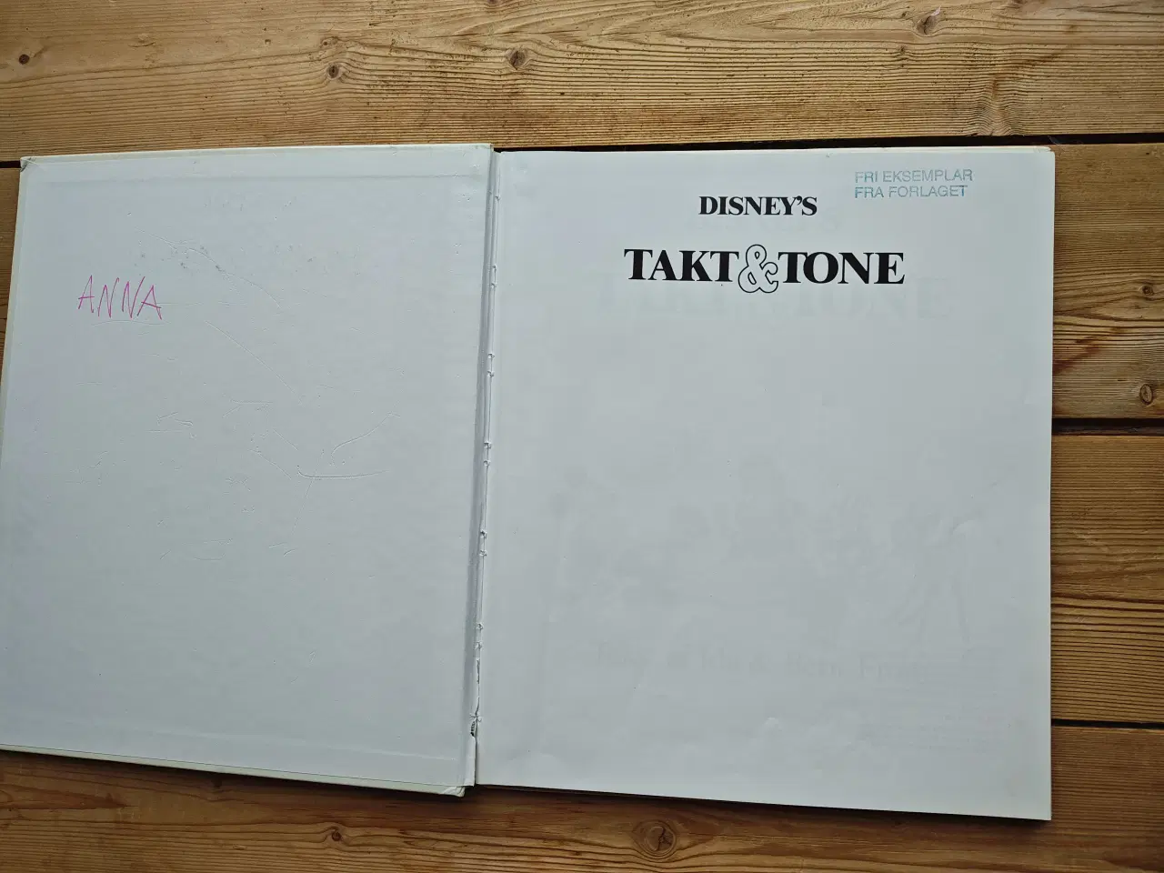 Billede 2 - Disneys Takt & Tone BOG Samleobjekt