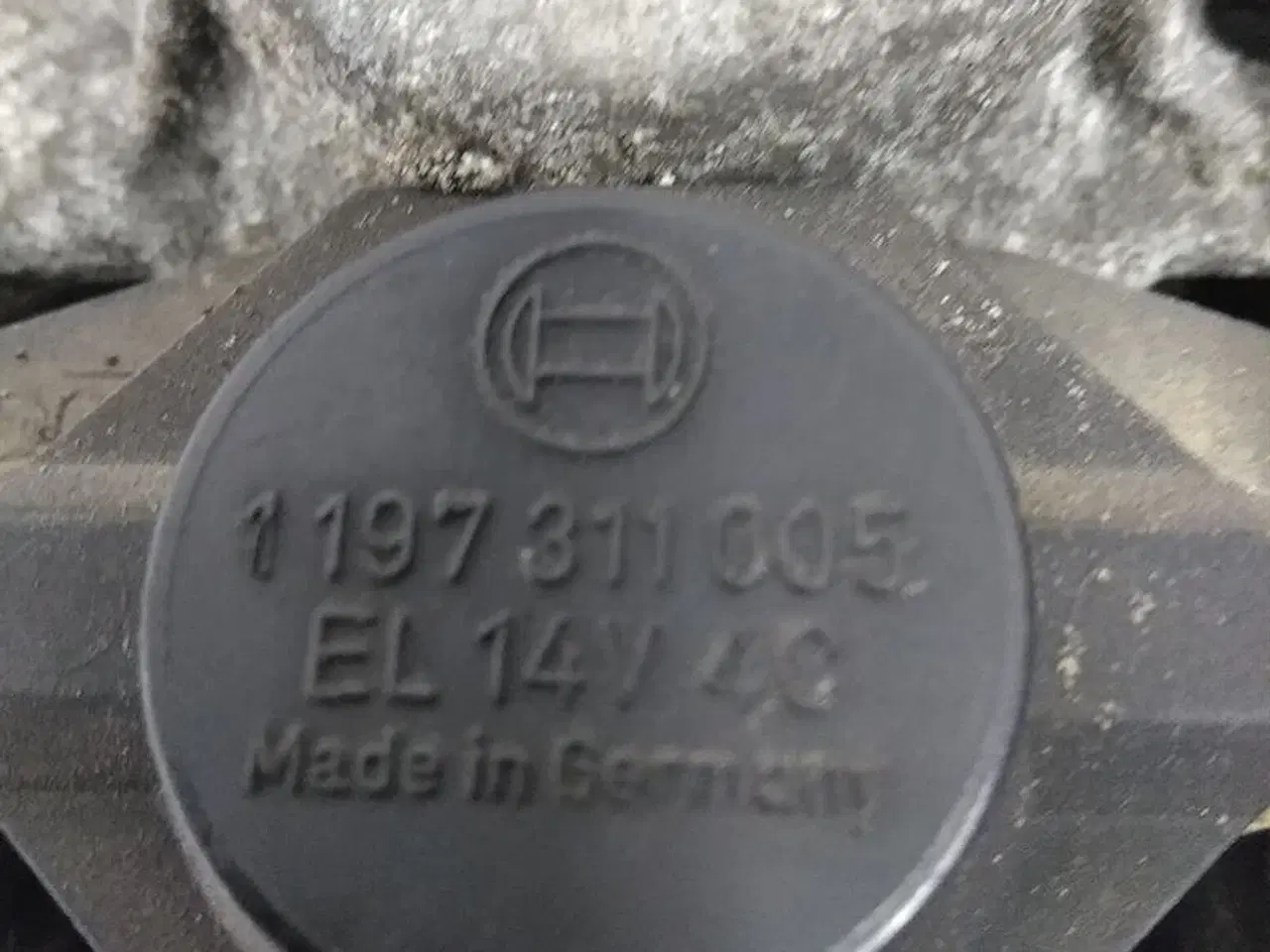 Billede 5 - Generator 80/90A - Lidt støj fra lejer, lagt på lager længe. C51315 BMW E30 E28