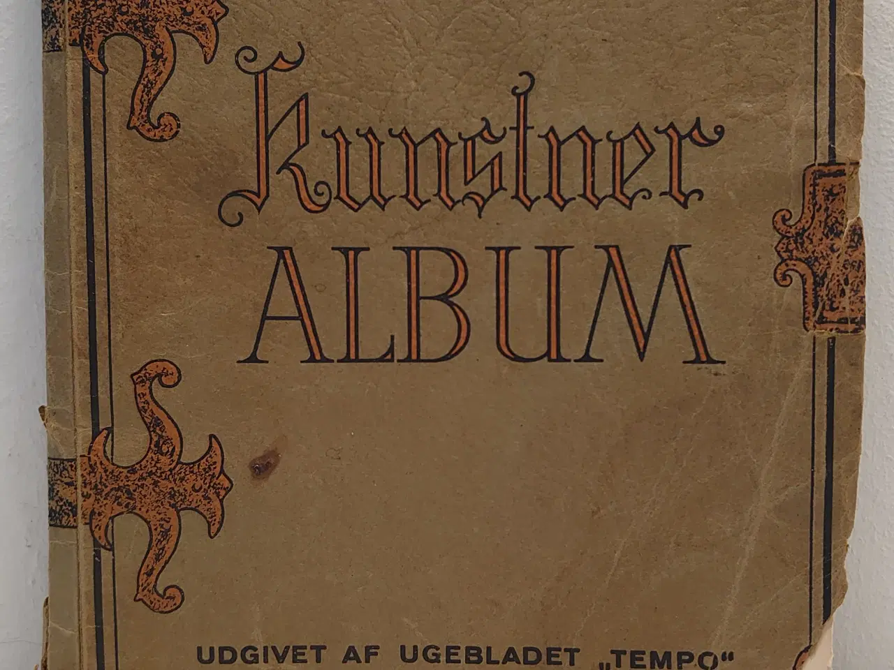 Billede 1 - Kunstner Album. Komplet med 52 fotos. Ca 1940.