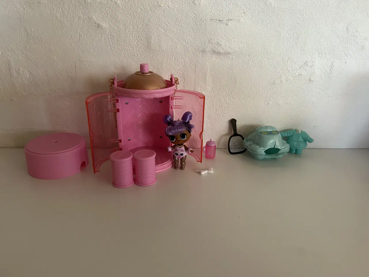 Billede 3 - L.O.L surprise dukke med tilbehør