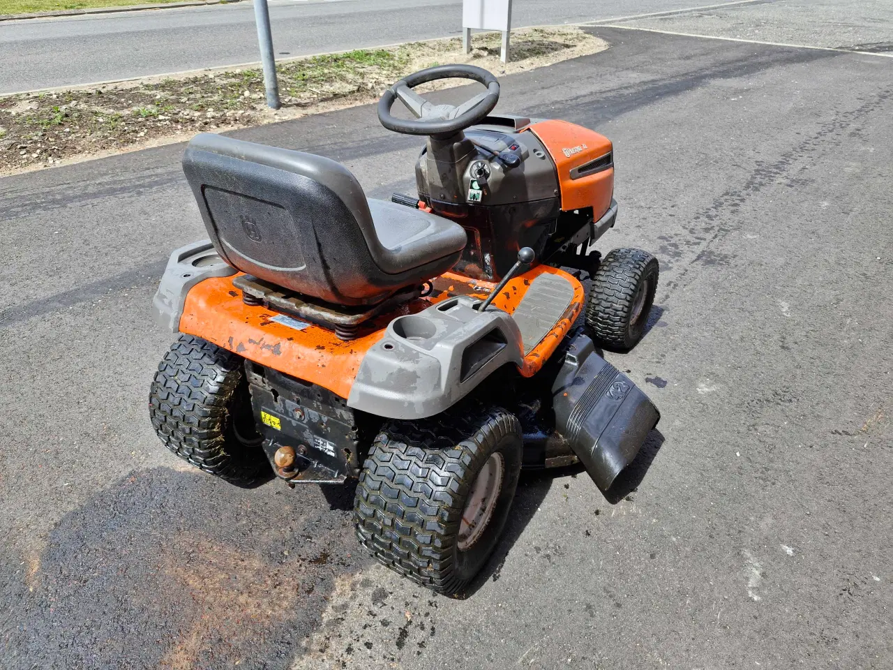 Billede 5 - Husqvarna LTH152 m. 42" Klipper ENGROS