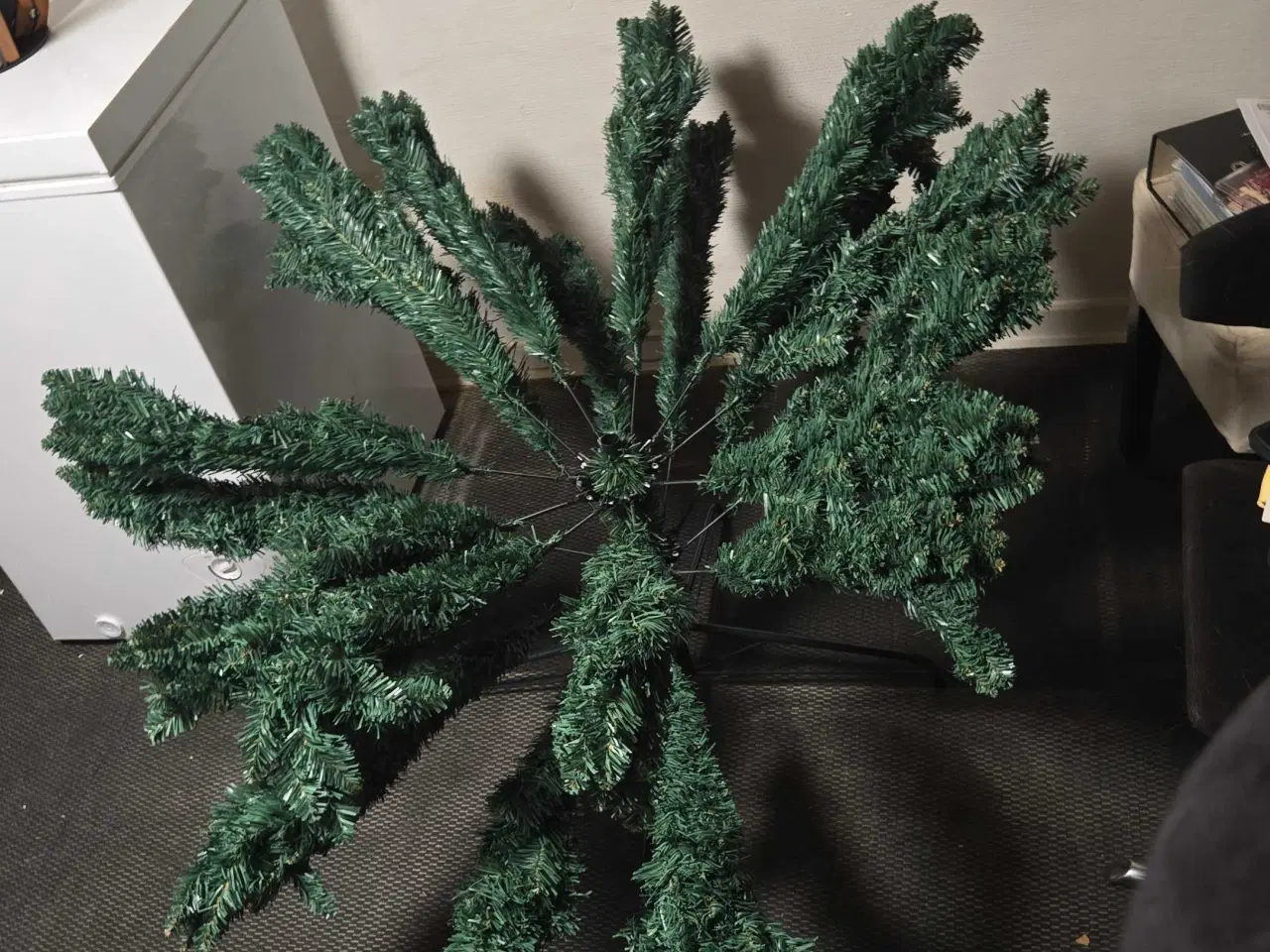 Billede 2 - Kunstigt juletræ 210cm