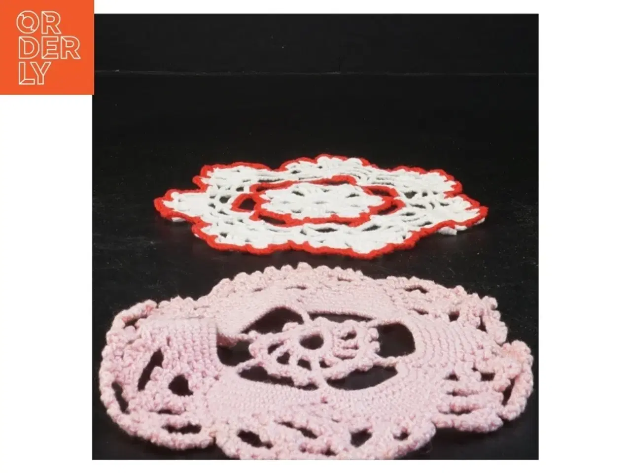 Billede 2 - Hæklede doilies (str. Ø 19 cm)