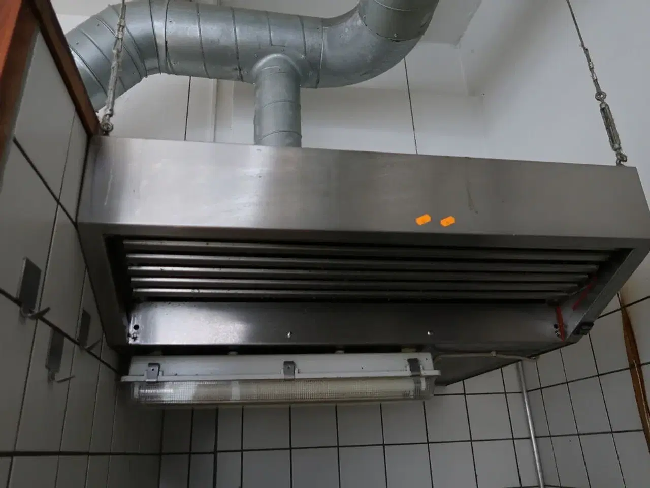 Billede 1 - Loftudsugning