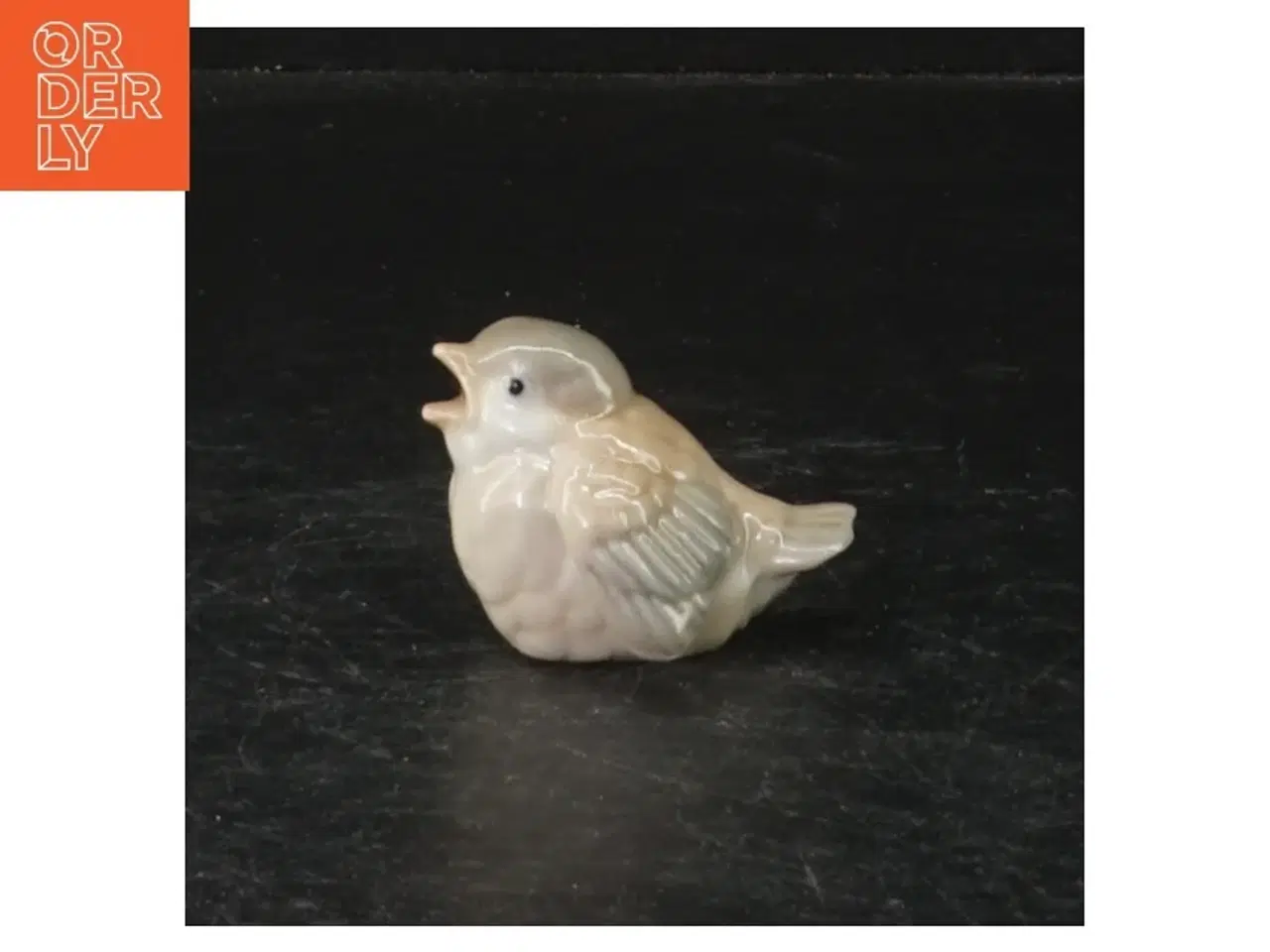 Billede 1 - Porcelænsfigur af fugl (str. 4 cm)