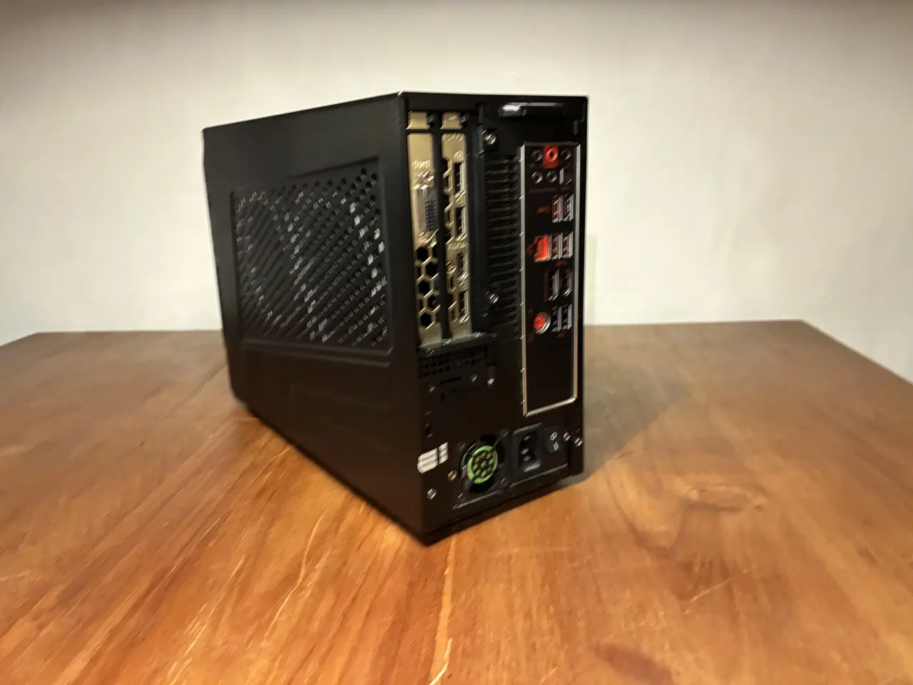 Billede 4 - Kompakt Gamer MSI PC