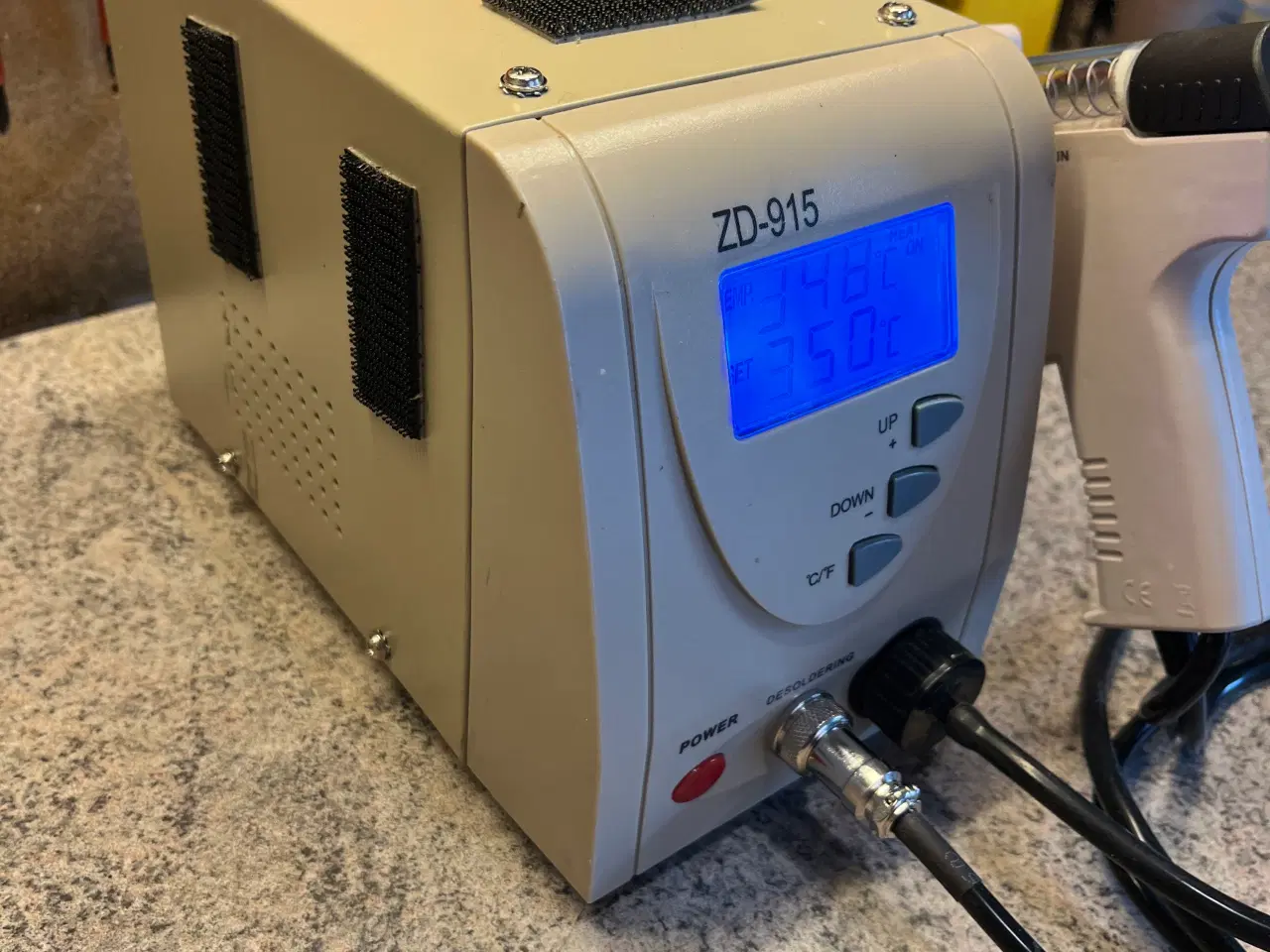 Billede 3 - Udloddestation / Desoldering Station.