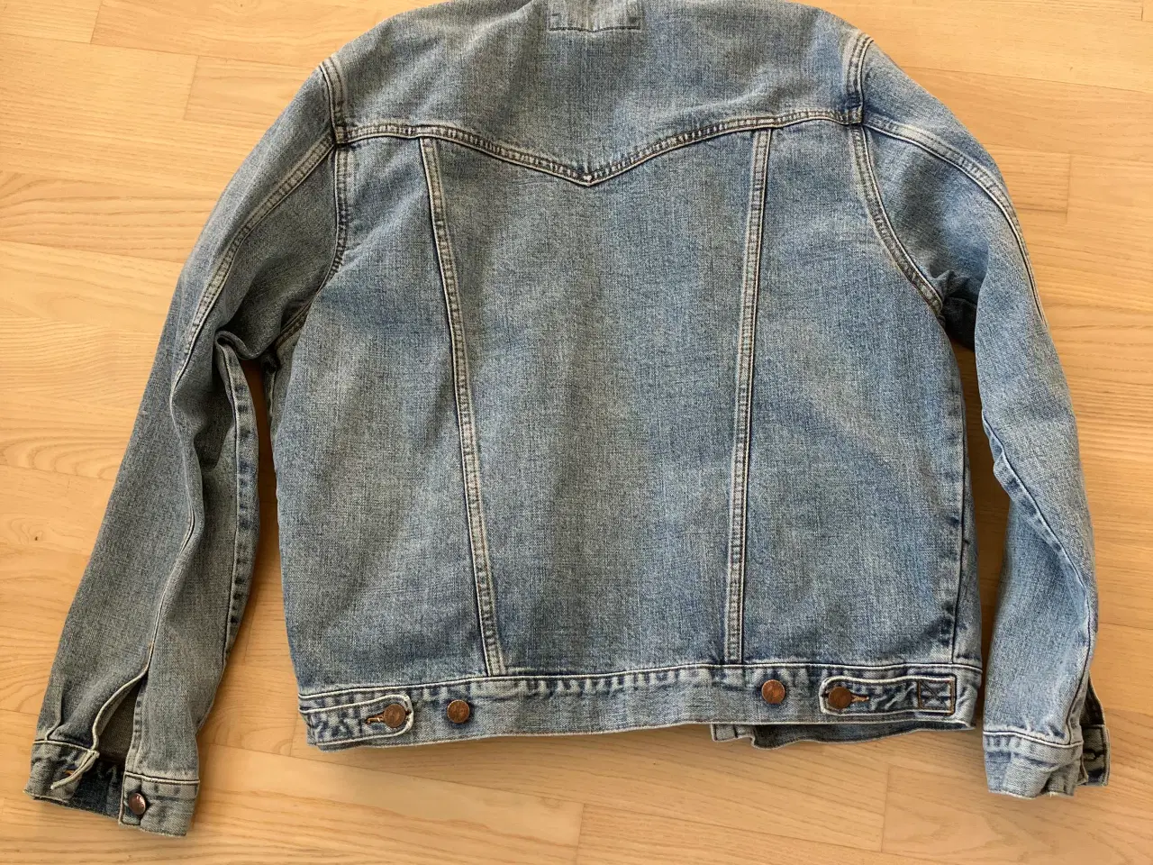 Billede 2 - Wrangler cowboy jakke str M
