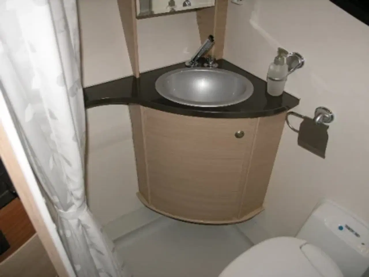 Billede 8 - Adria Action 361 PT