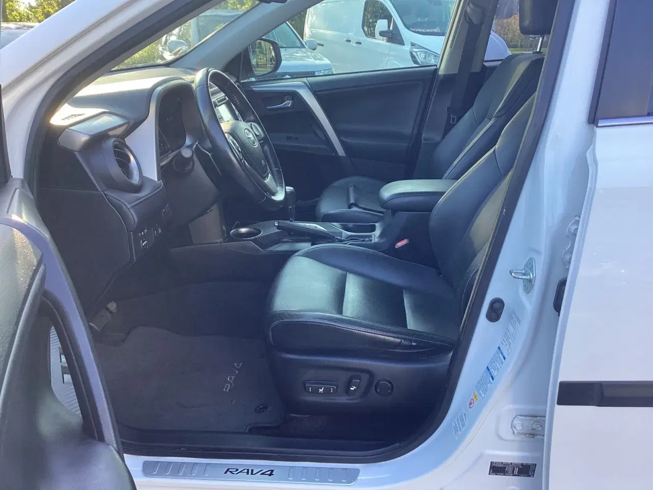 Billede 6 - Toyota RAV4 2,2 D-CAT 150 T4 aut. 4x4 Van