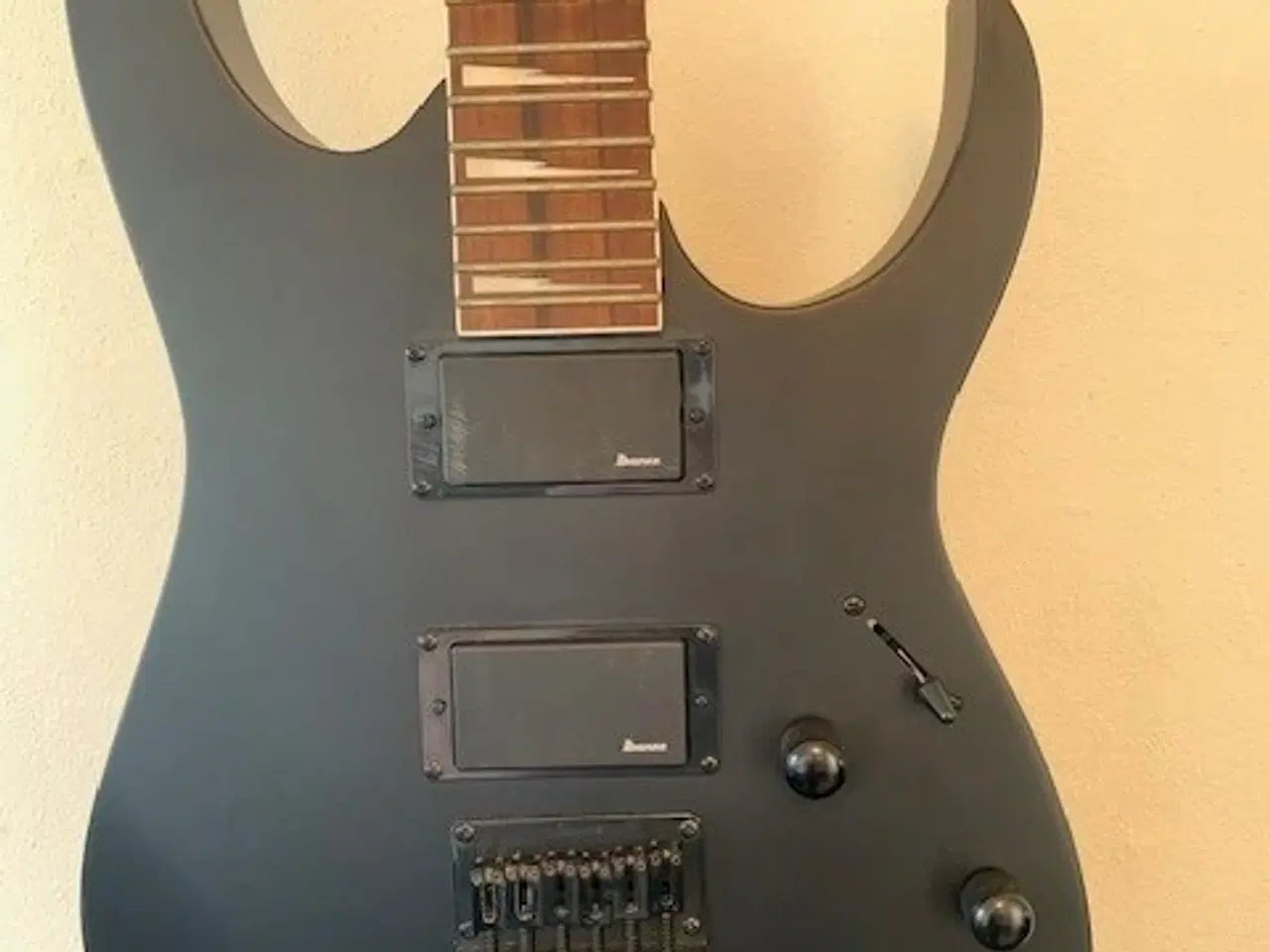 Billede 2 - Ibanez El guitar GRG112DX-BKF (begynder guitar)