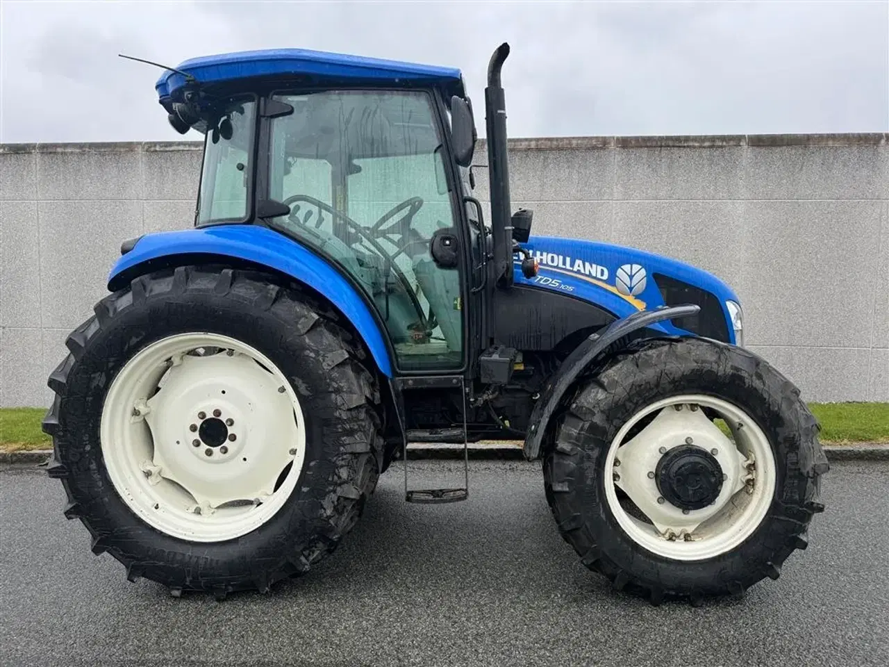 Billede 1 - New Holland TD5.105