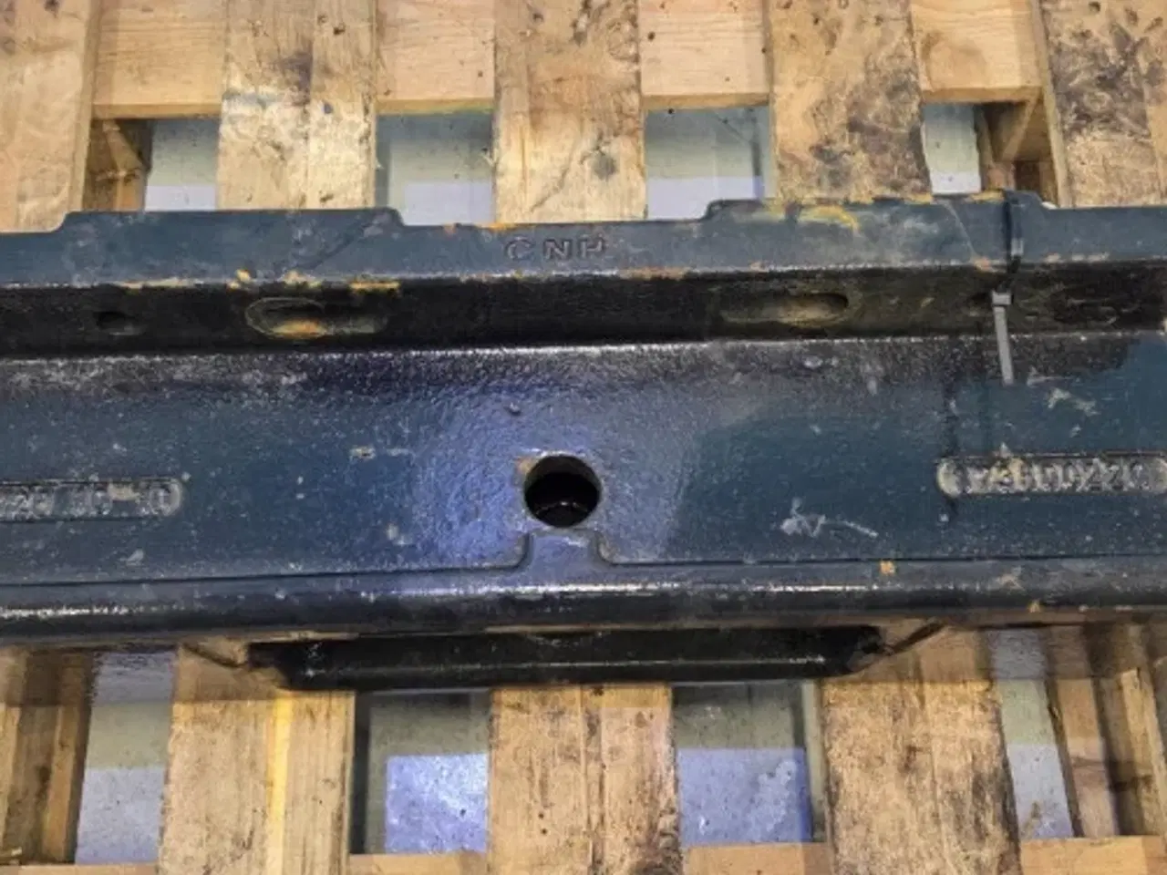 Billede 3 - New Holland T5.100 Vægtholder 87350022