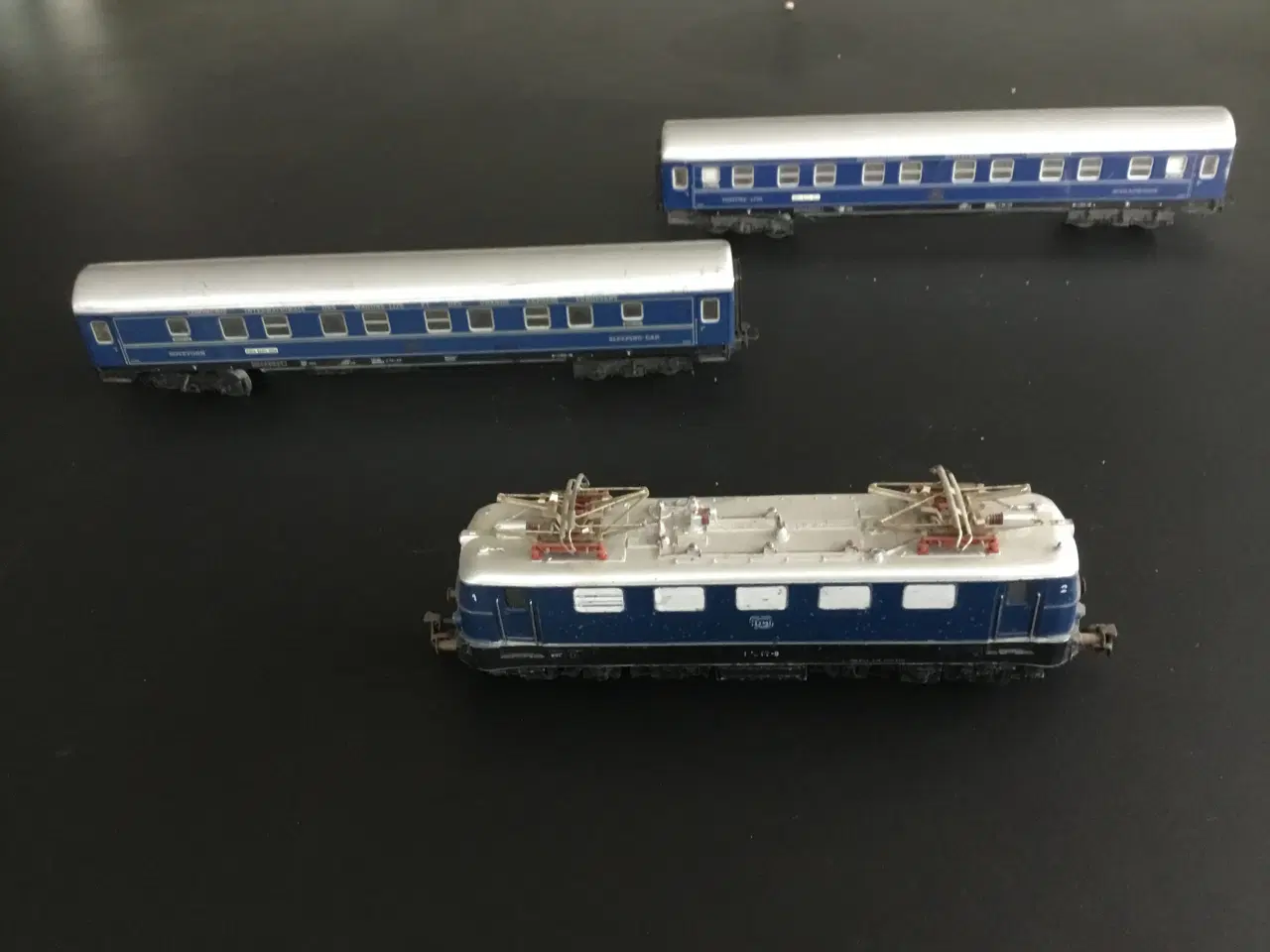 Billede 1 - Marklin3034 lok med 2 vogne