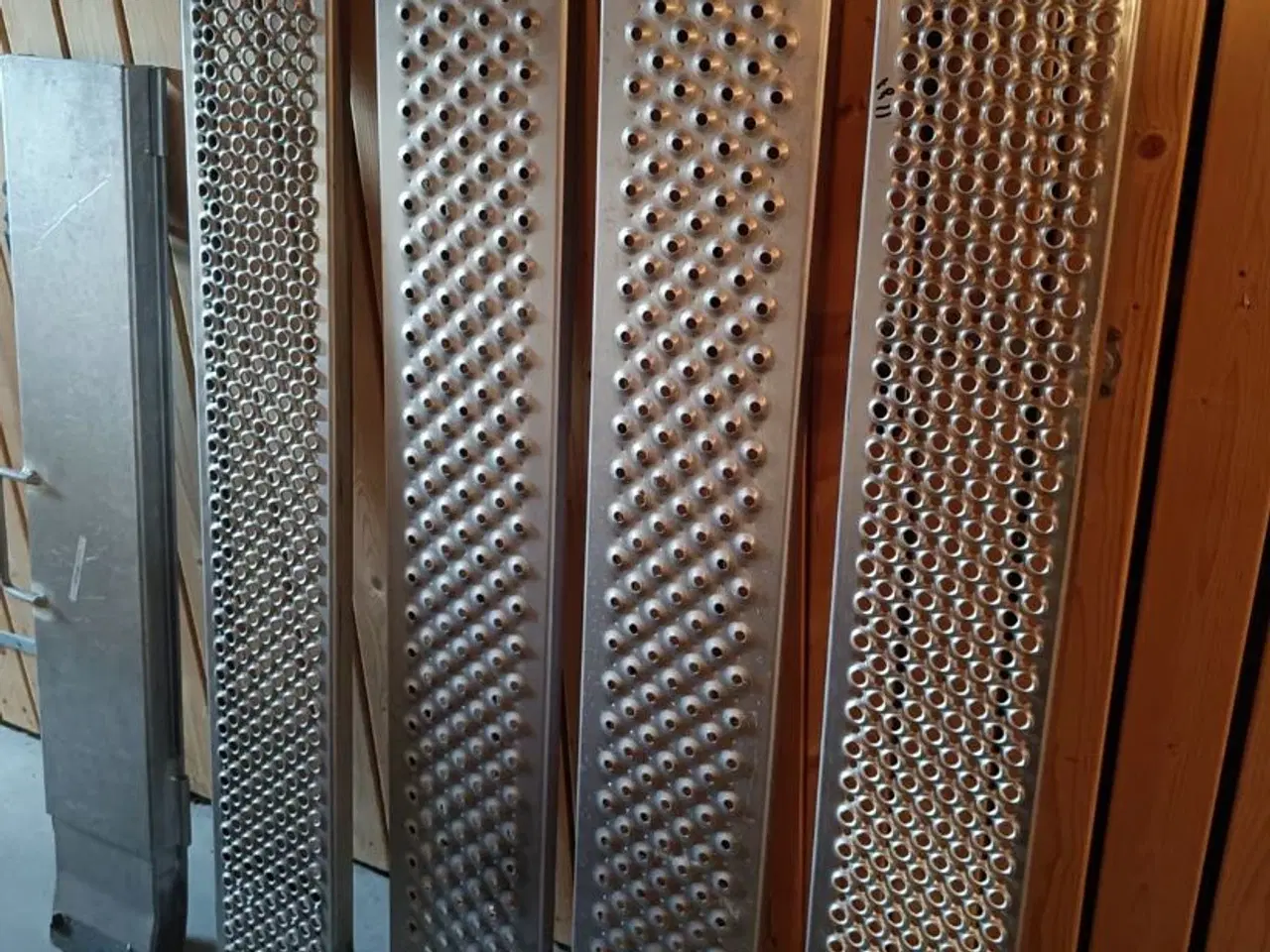 Billede 1 - Alu rammper 2 sæt