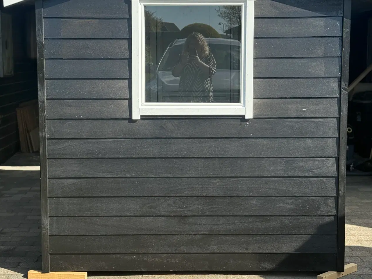 Billede 2 - Havehus /Redskabsskur 