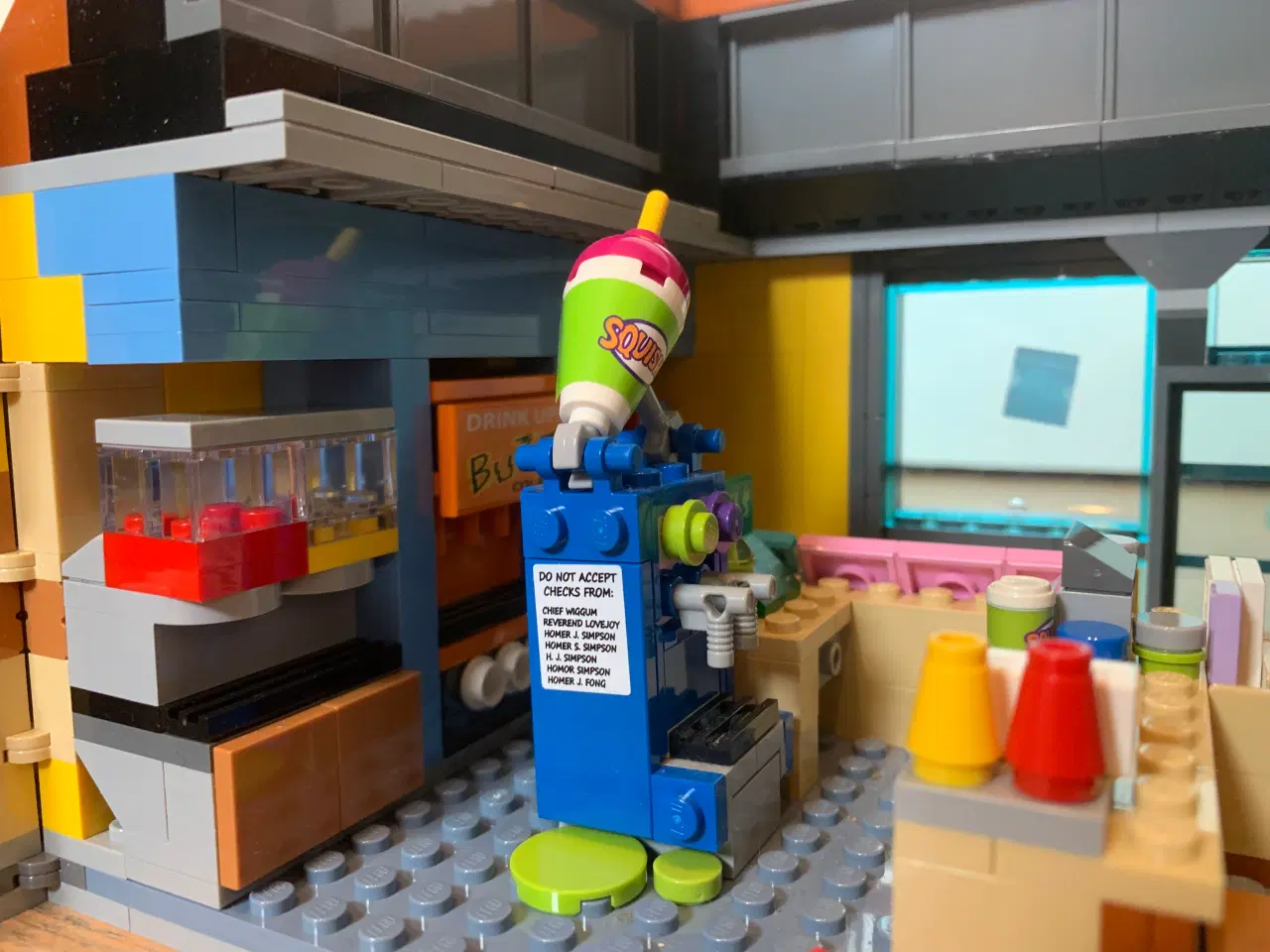 Billede 9 - LEGO 71016: The Simpsons Kwik-E-Mart