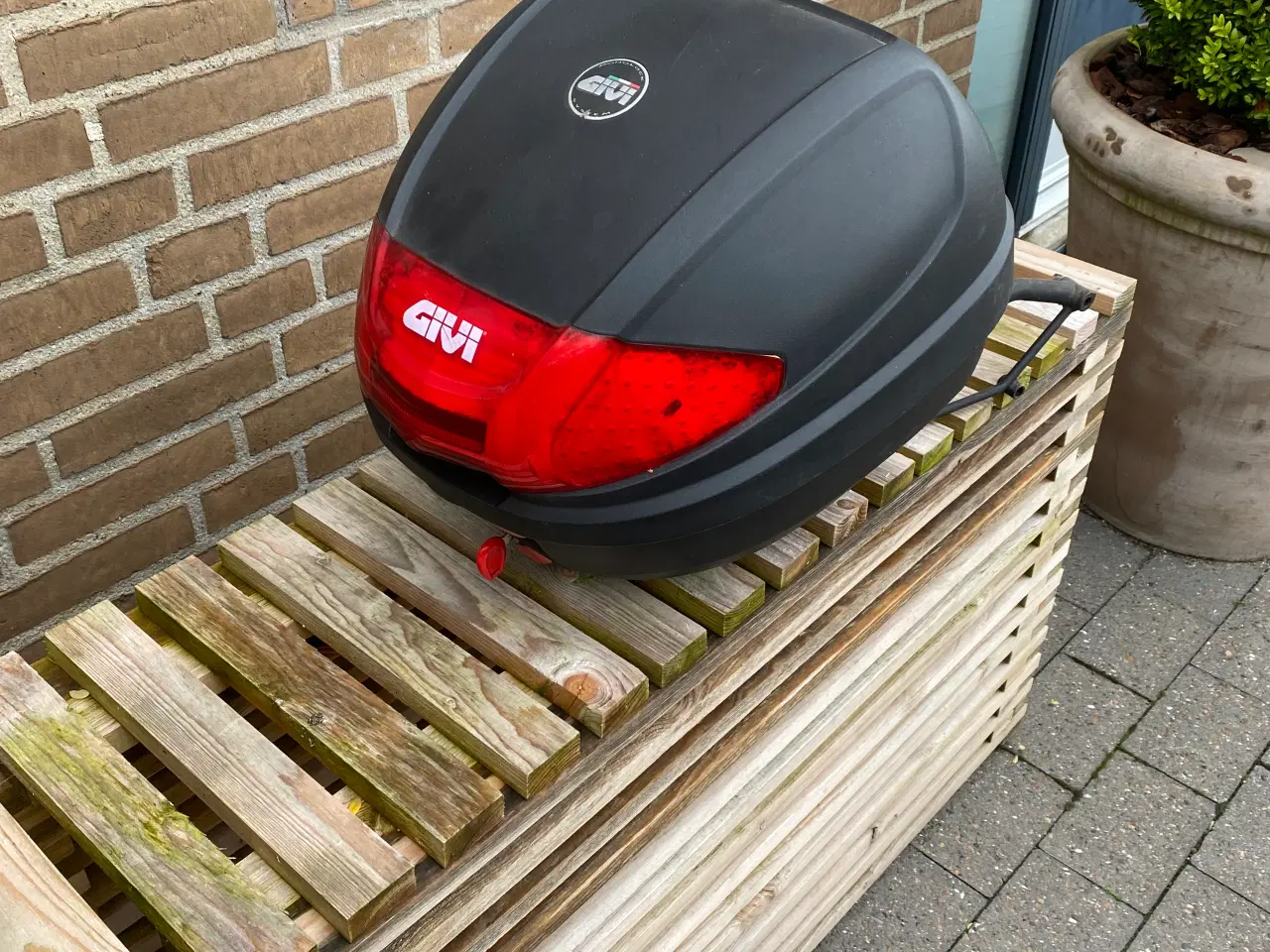 Billede 1 - Bagege givi til scooter 