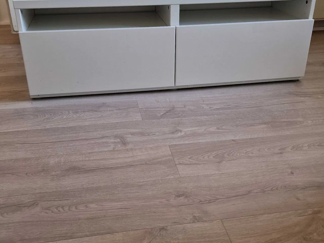 Billede 2 - Ikea Bestå tv møbel