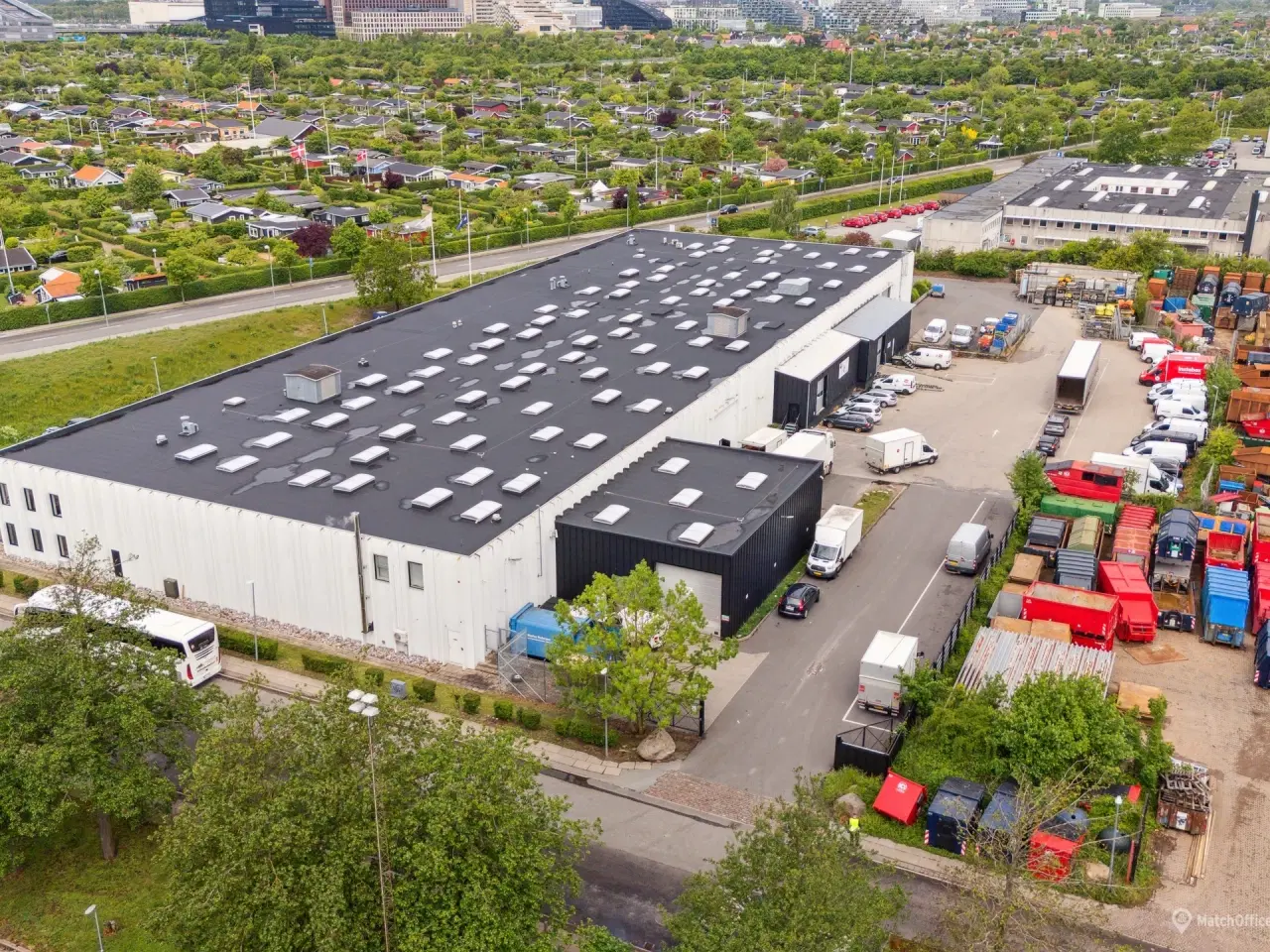 Billede 19 - Højloftet lager med kontor til leje på Amager tæt på E20 og Ørestad