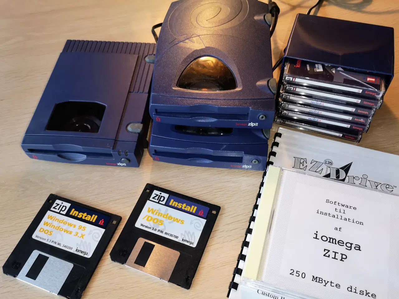 Billede 1 - ZIP-drives inklusive ZIP-disketter