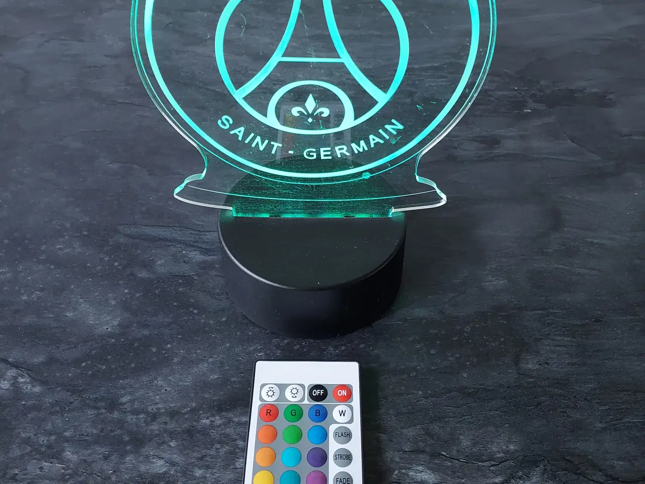 Billede 2 - Paris Saint Germain bordlampe