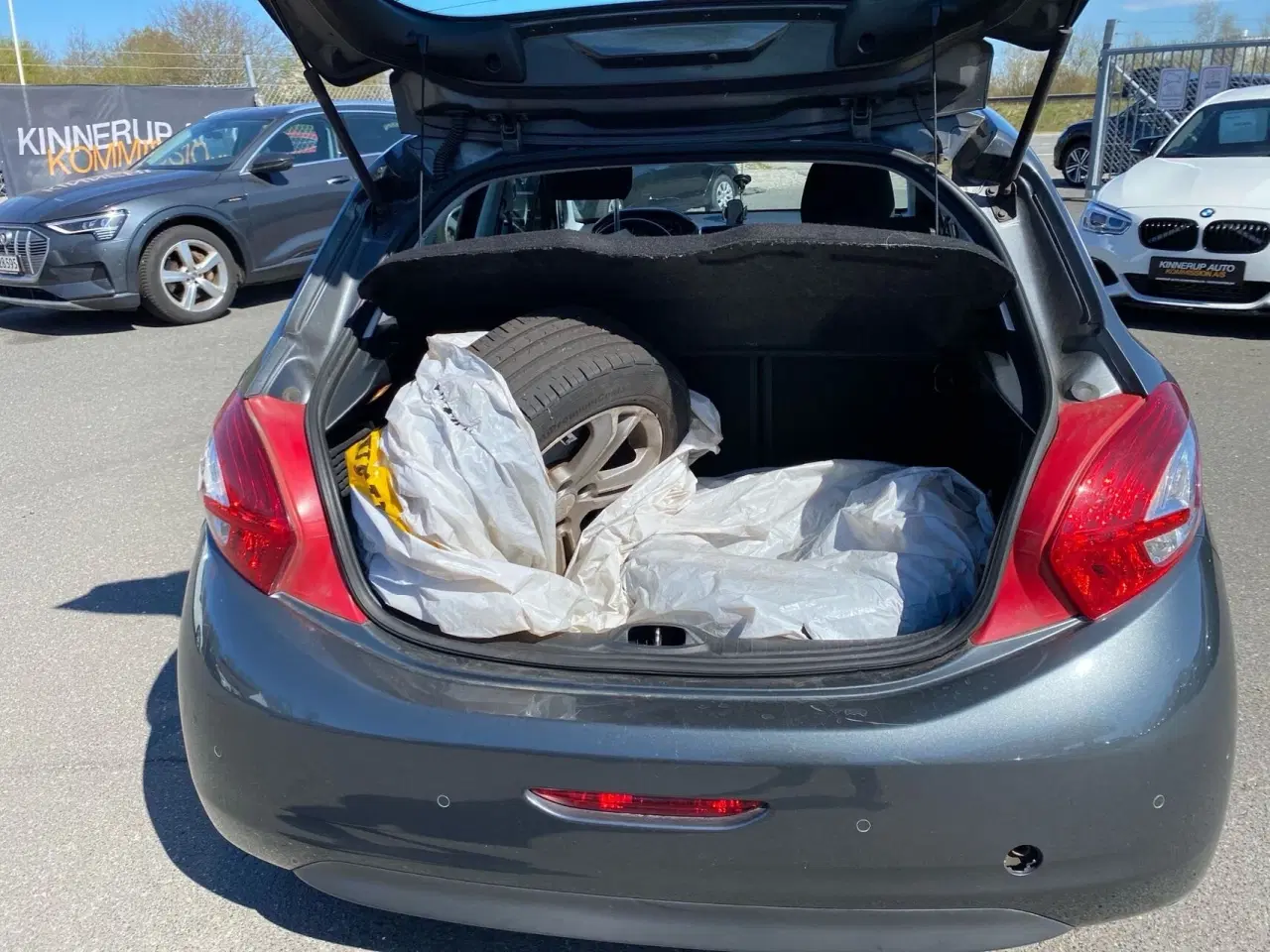 Billede 6 - Peugeot 208 1,6 e-HDi Active 92HK 5d