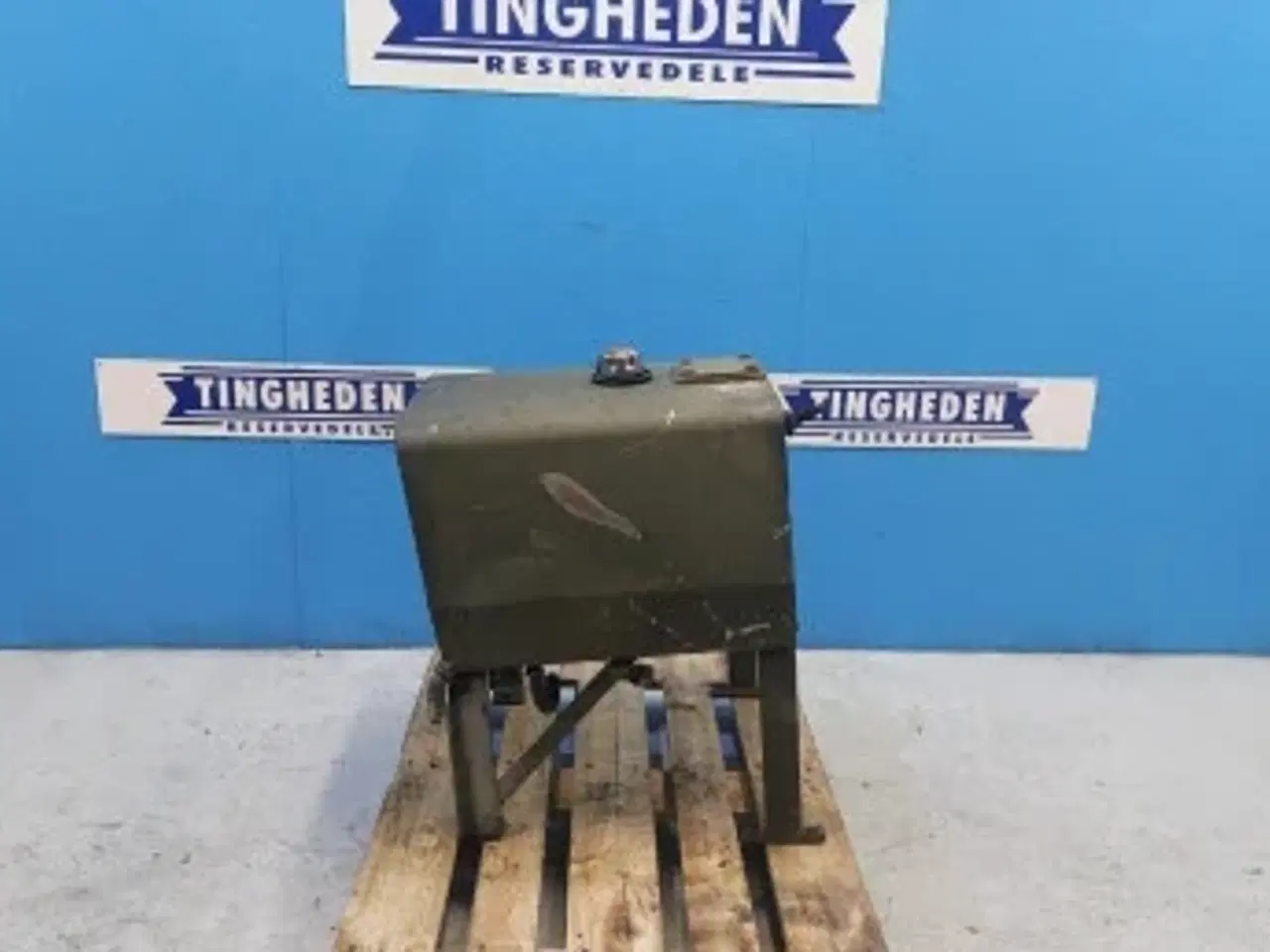 Billede 2 - Hydrema 806 Oil Reservoir 214731