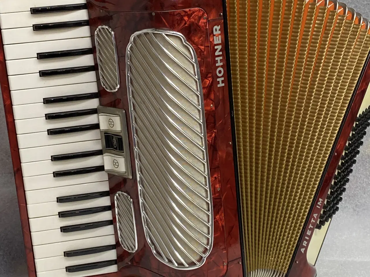 Billede 8 - Hohner Arietta IM , let og velspillende! Kun 6 kg