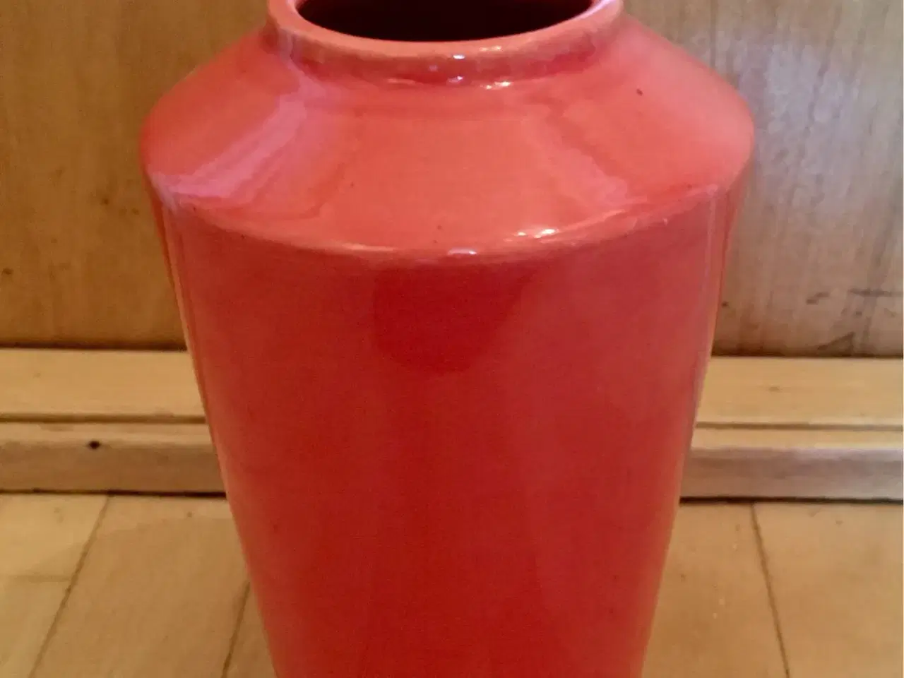 Billede 5 - Vaser og en potte til salg