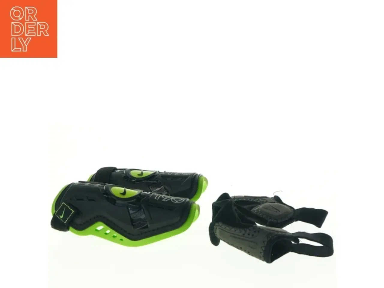 Billede 2 - Fodbold benskinner fra Nike (str. M)