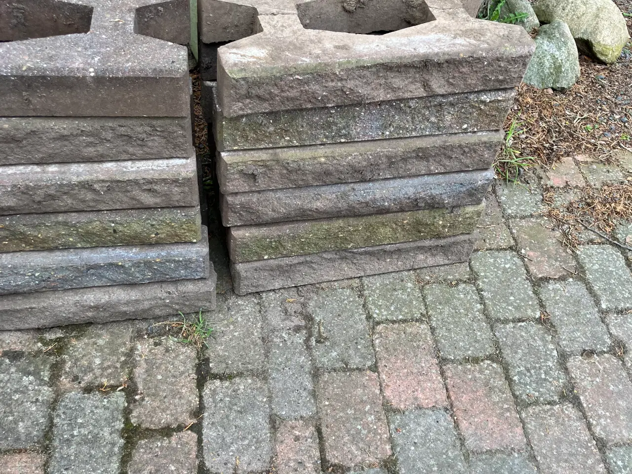 Billede 1 - Støttemur. 