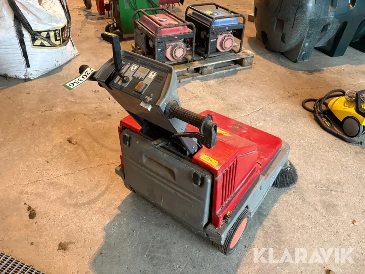 Billede 5 - Fejemaskine