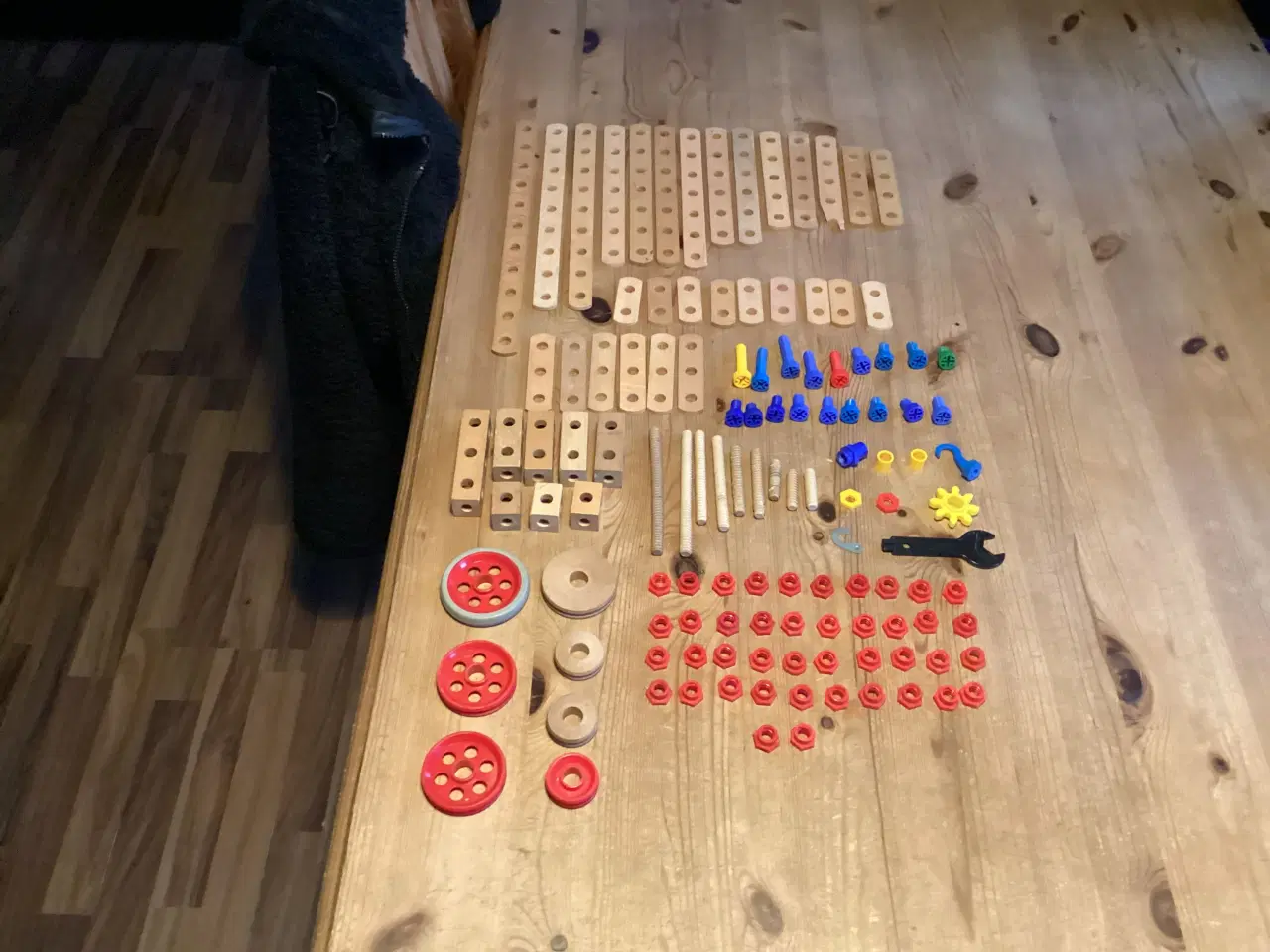 Billede 2 - Bilofix Trælegetøj