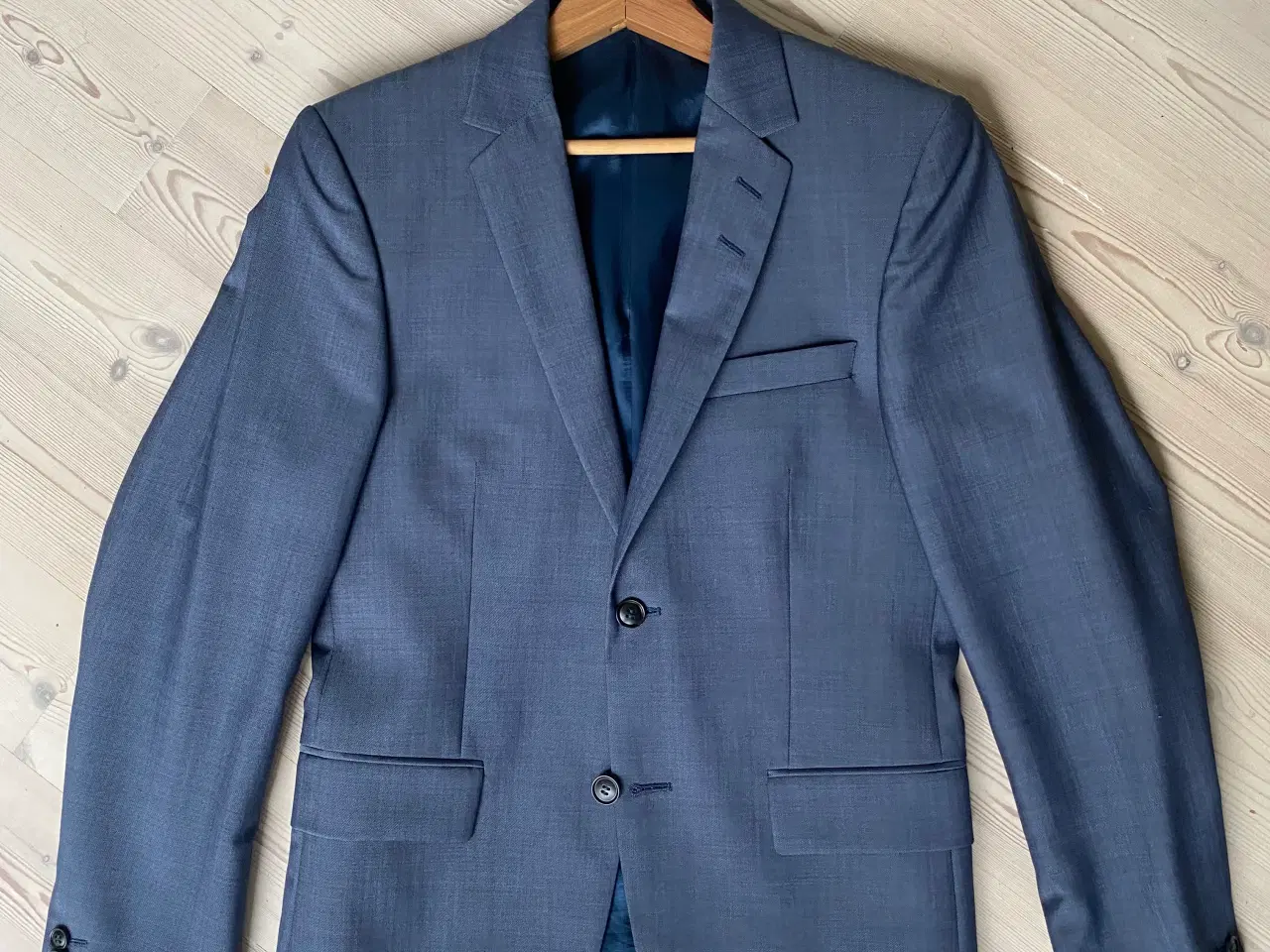 Billede 1 - Flot blå ubrugt blazer